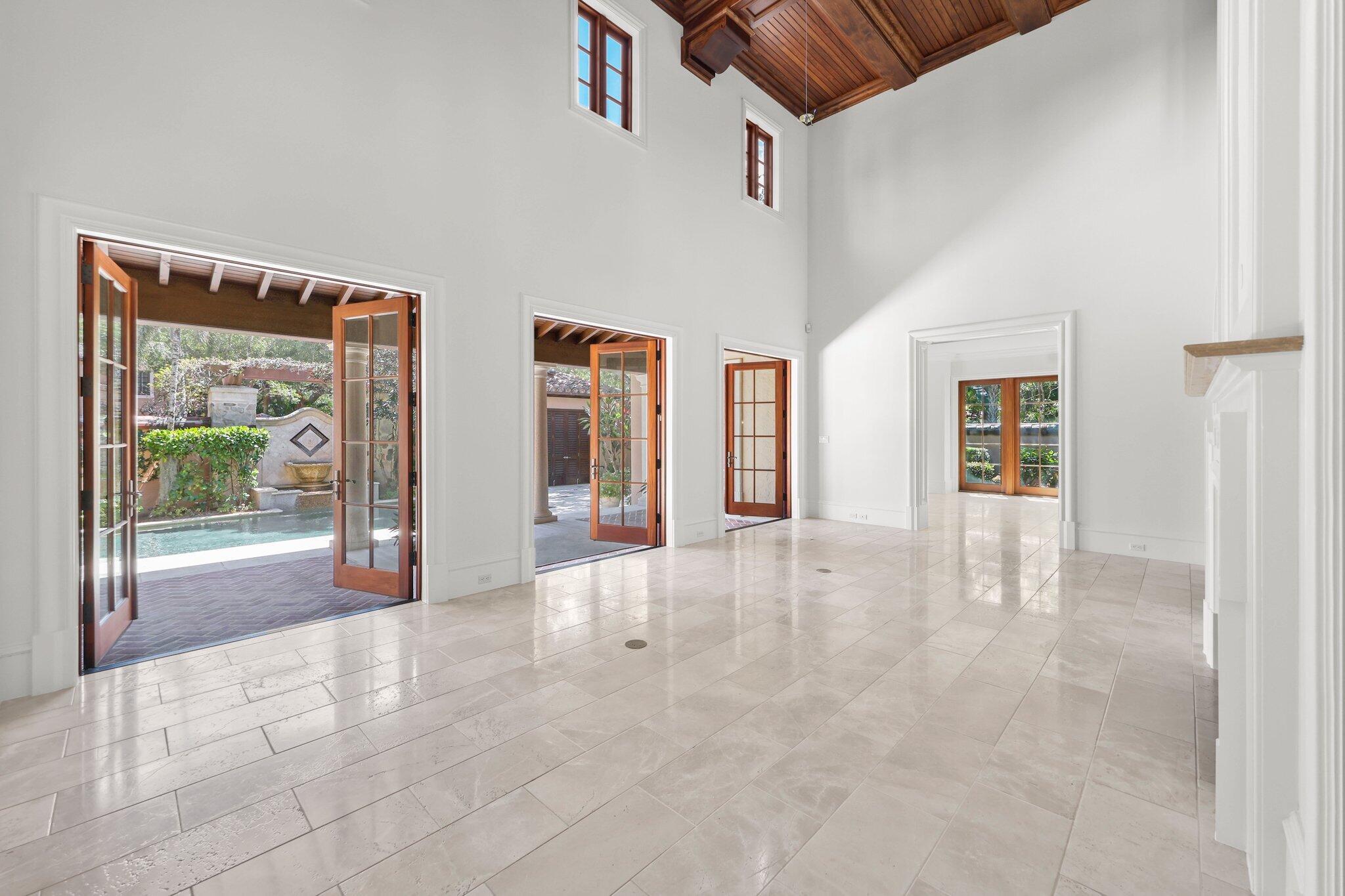 441 Via Del Orso Drive