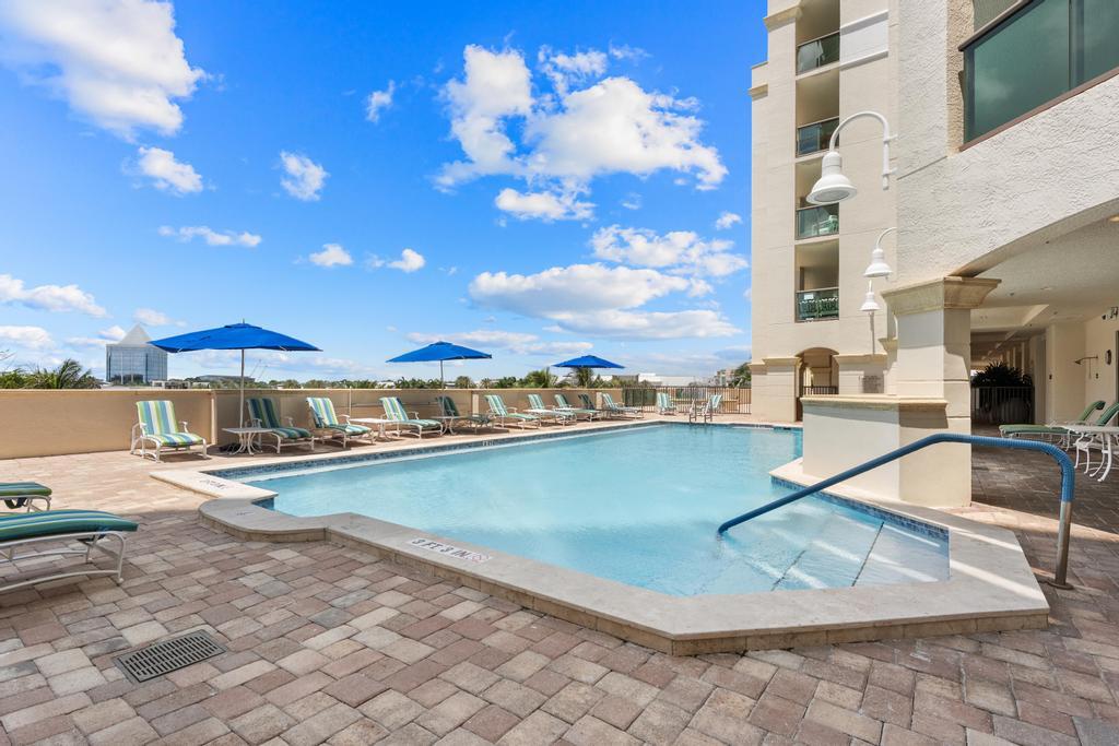 3610 Gardens Parkway 502a