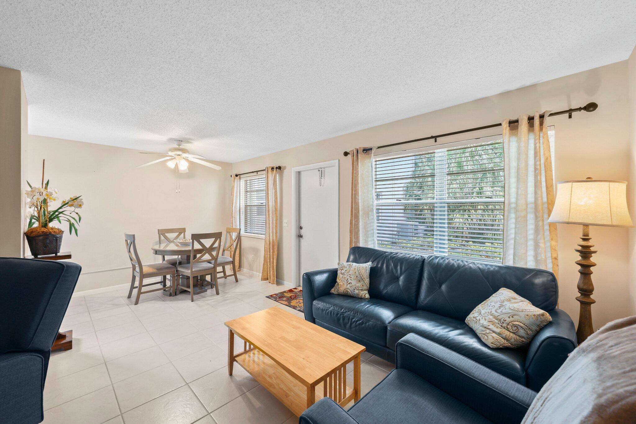 2600 SE Ocean Boulevard W5