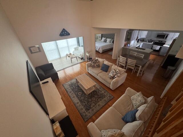 2604 N Fairway Dr Drive N