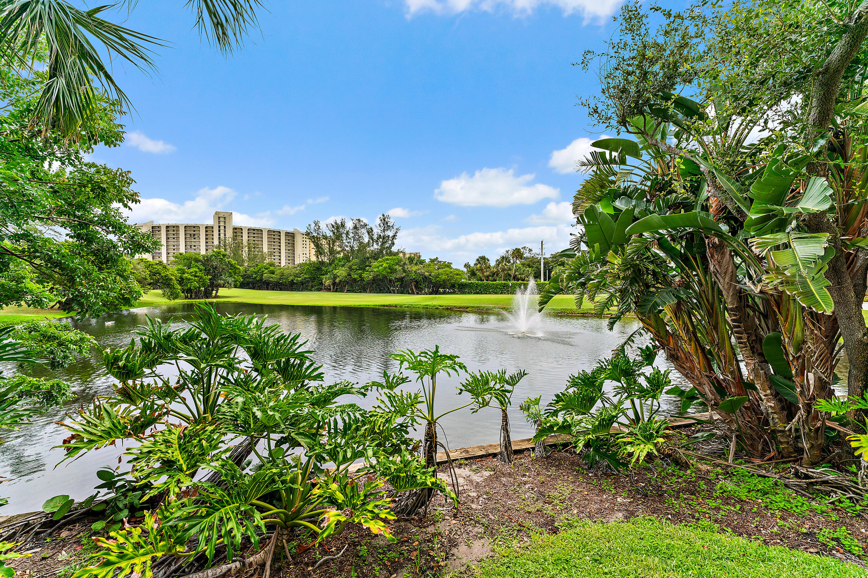 2604 N Fairway Dr Drive N