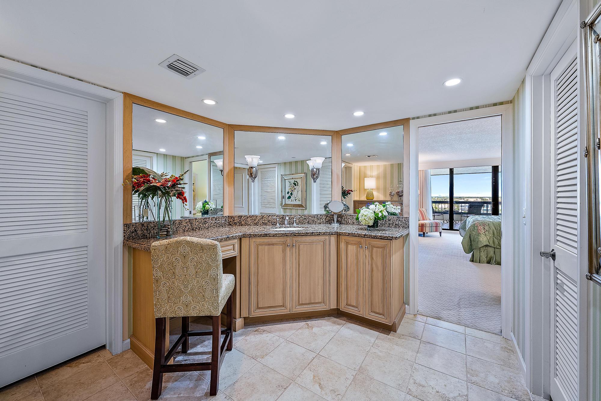 19750 S Beach Road 6050