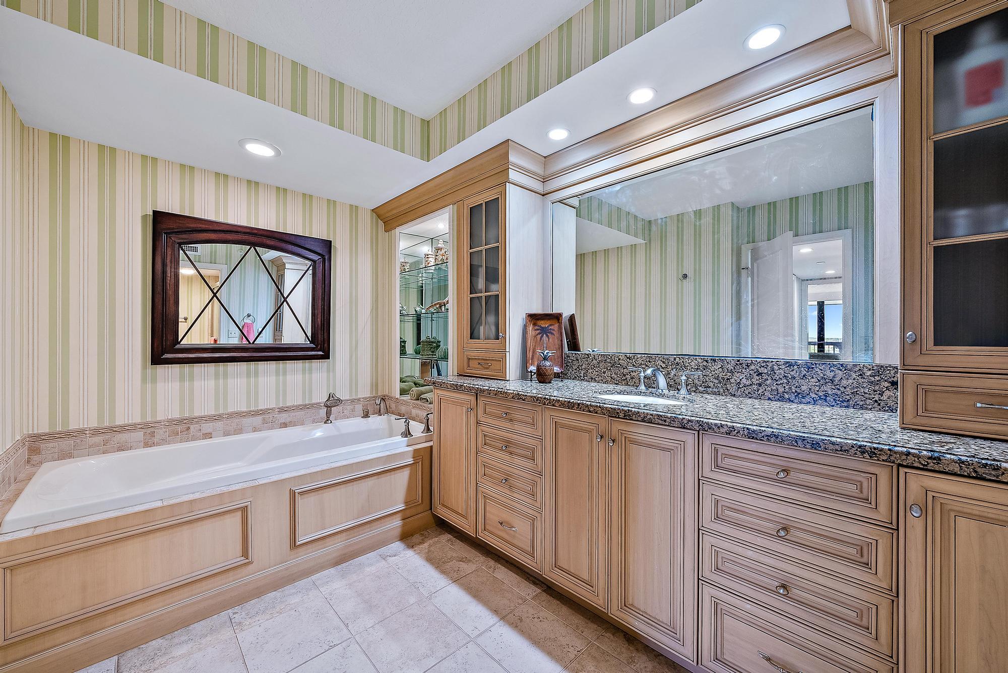 19750 S Beach Road 6050