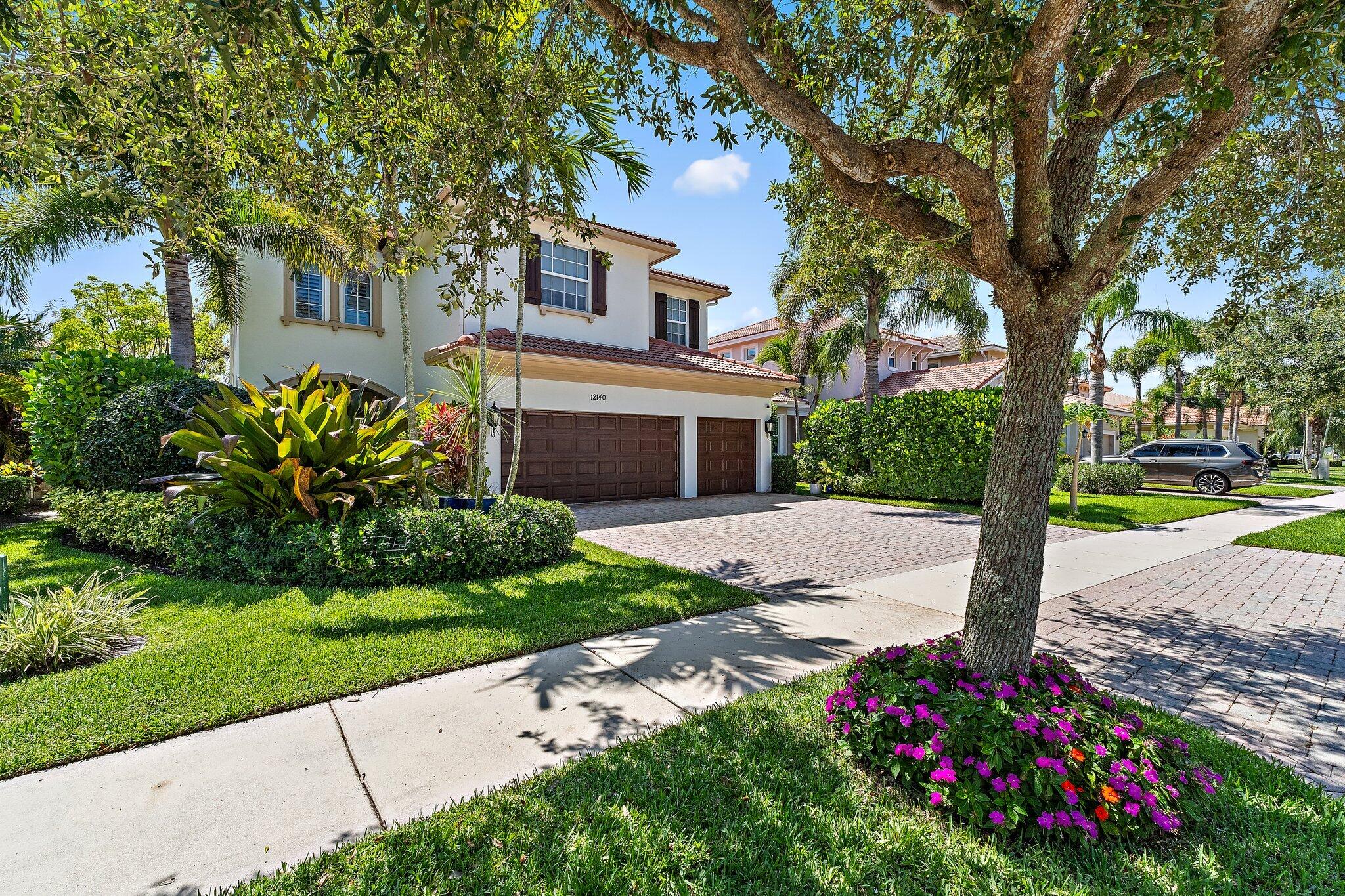 12140 AVILES Circle