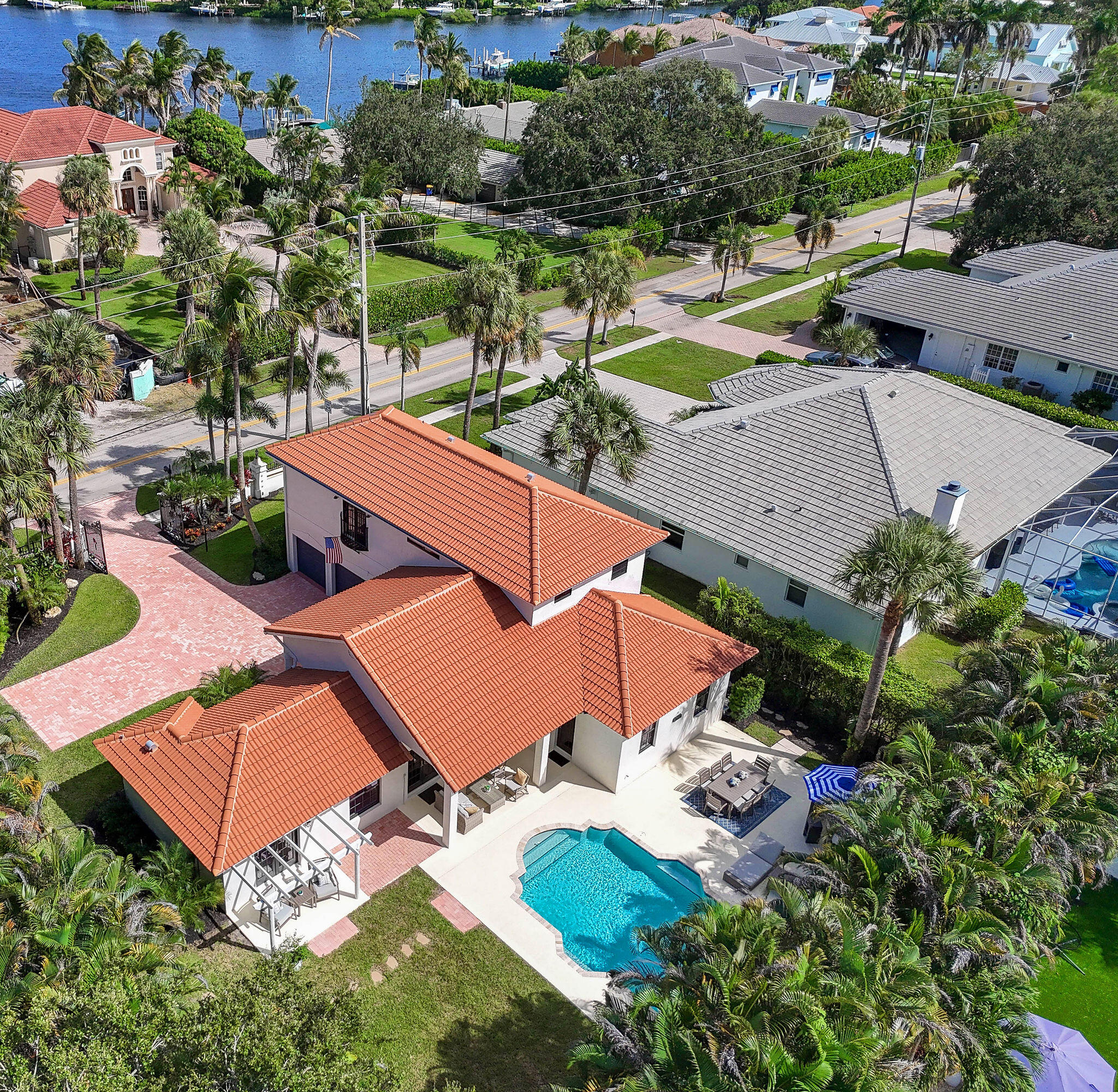 18944 SE JUPITER RIVER Drive