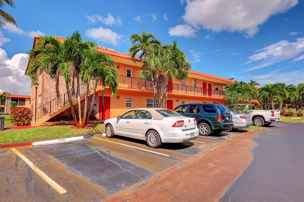 1919 SW Palm City Road Unit: 10f