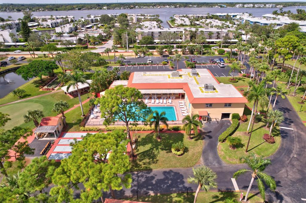 1919 SW Palm City Road Unit: 10f