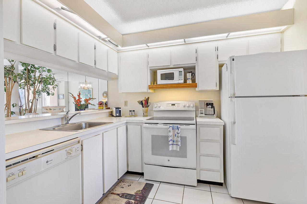 353 S Us Highway 1 Unit: A107