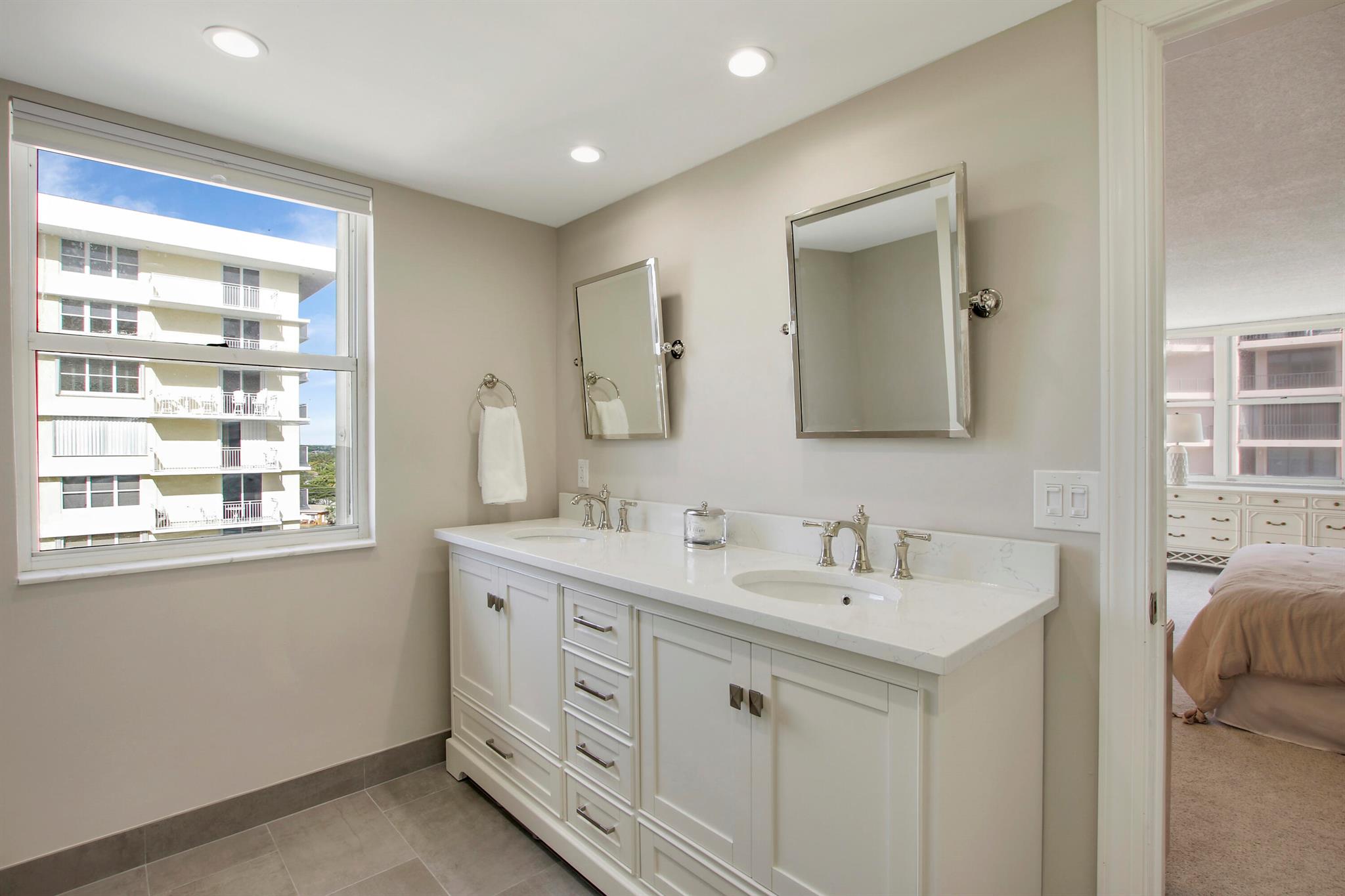 500 Ocean Drive Unit: E-9a