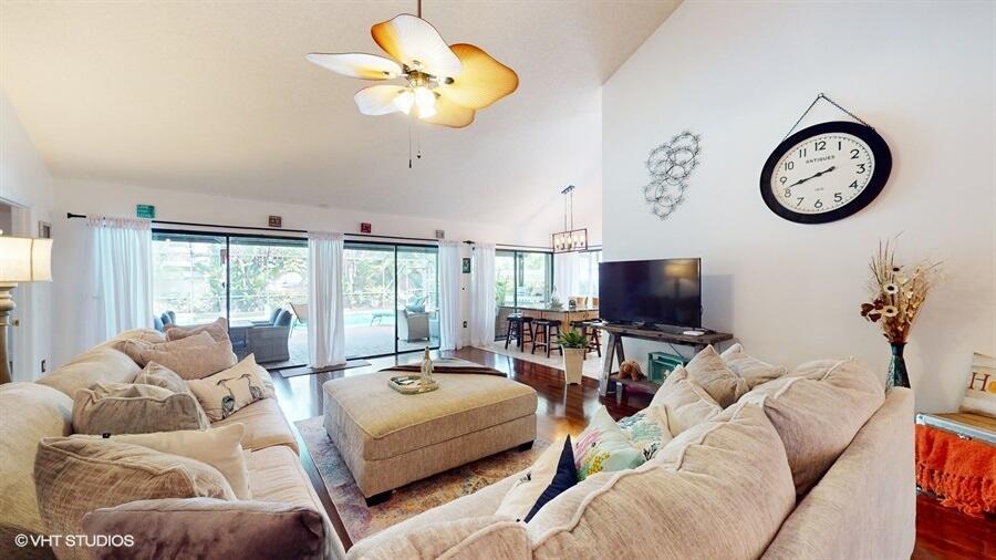 128 Cape Pointe Circle