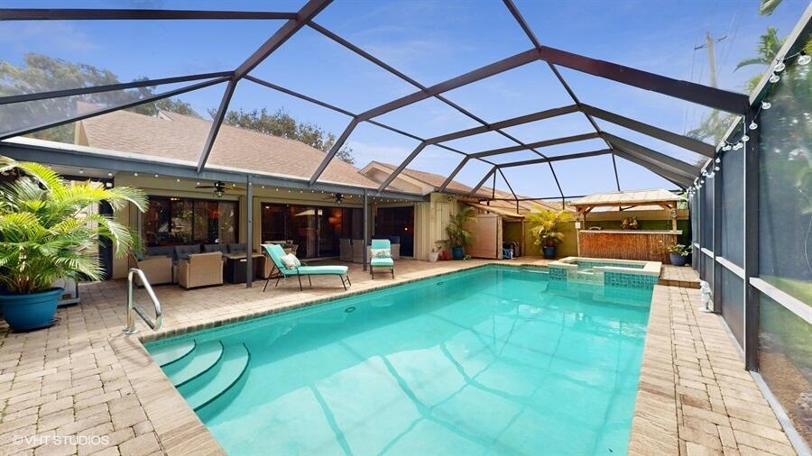 128 Cape Pointe Circle