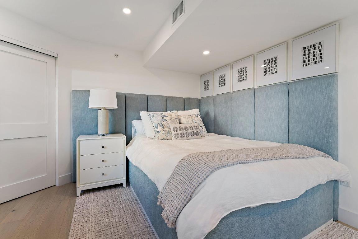 19800 Sandpointe Bay Drive