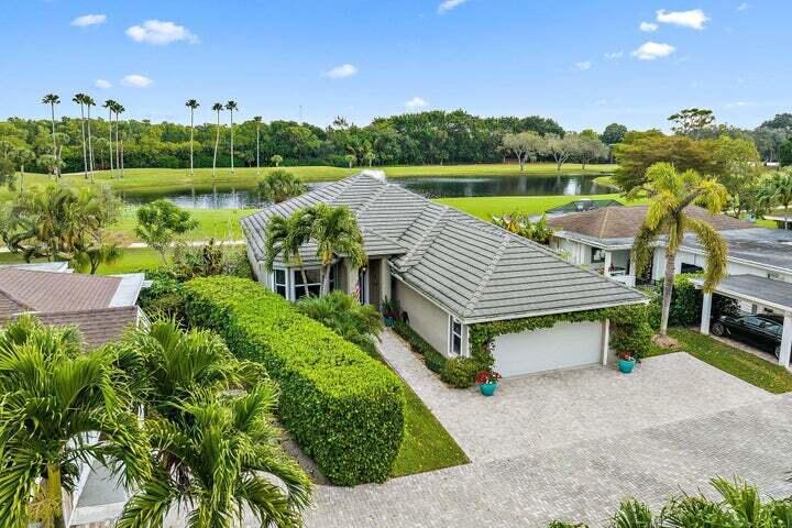 13856 Whispering Lakes Lane