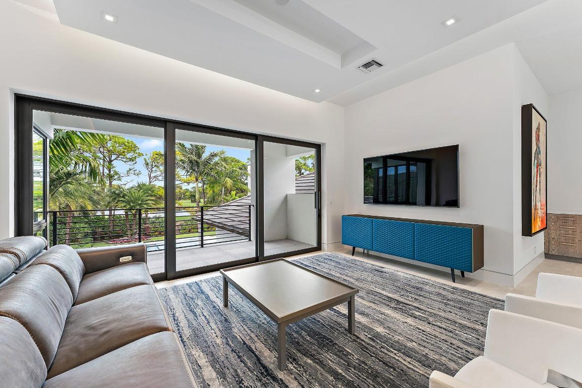 103 W Bears Club Drive