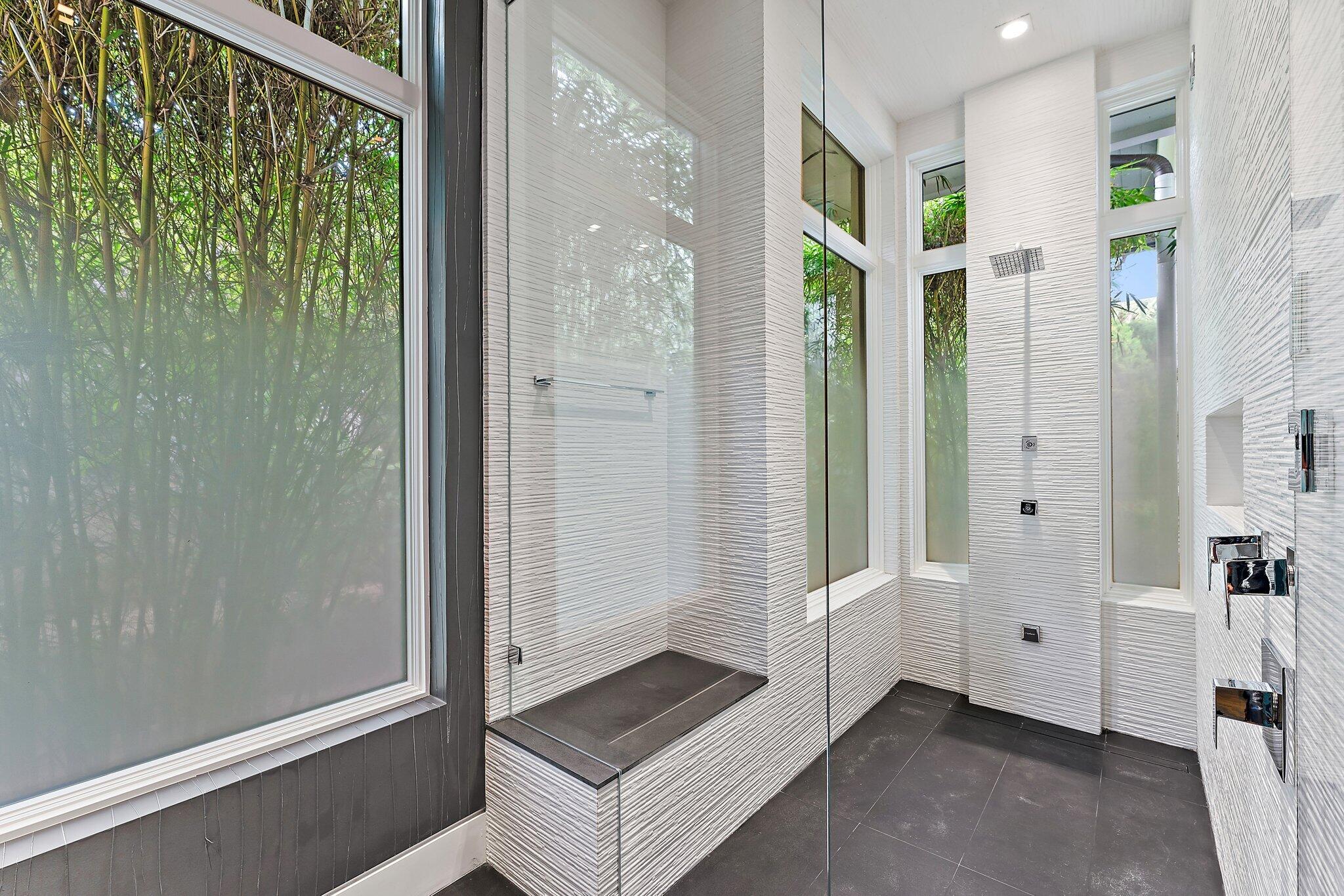 103 W Bears Club Drive