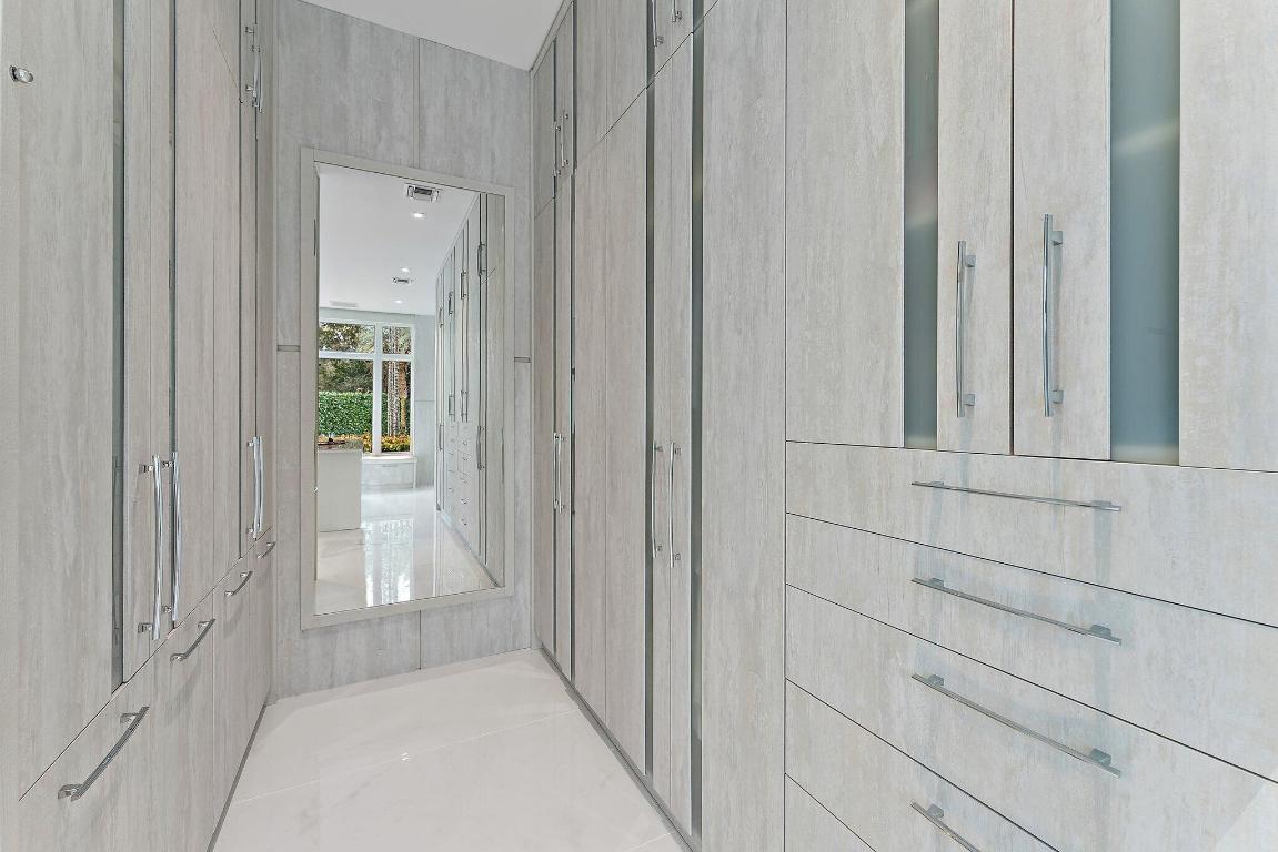 103 W Bears Club Drive