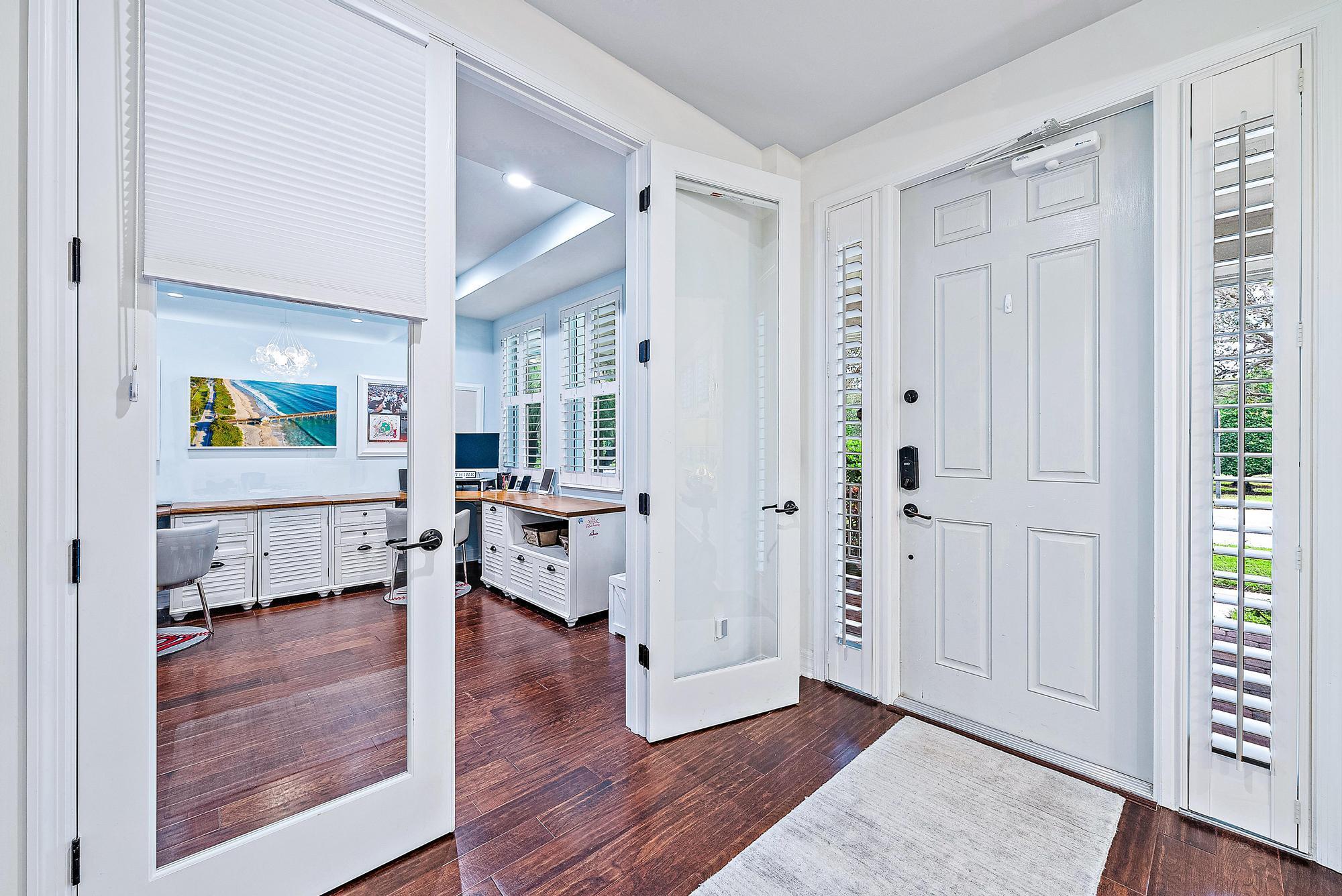 2702 W Mallory Boulevard