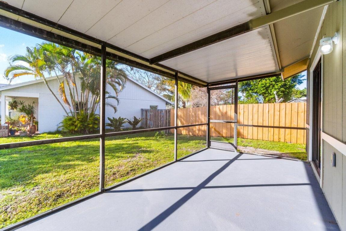 6624 SE Amyris Court