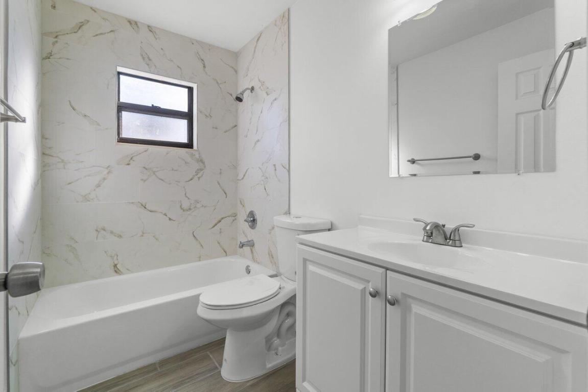 6624 SE Amyris Court