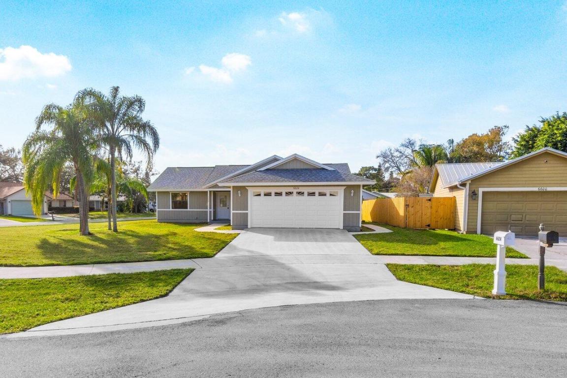 6624 SE Amyris Court