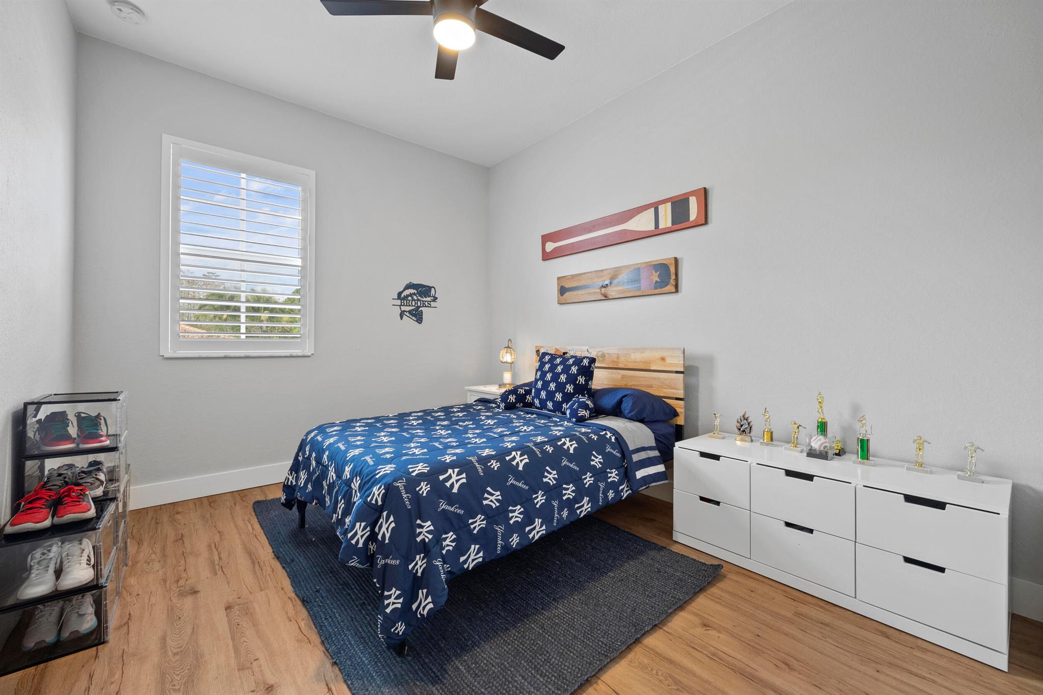 206 Umbrella Place