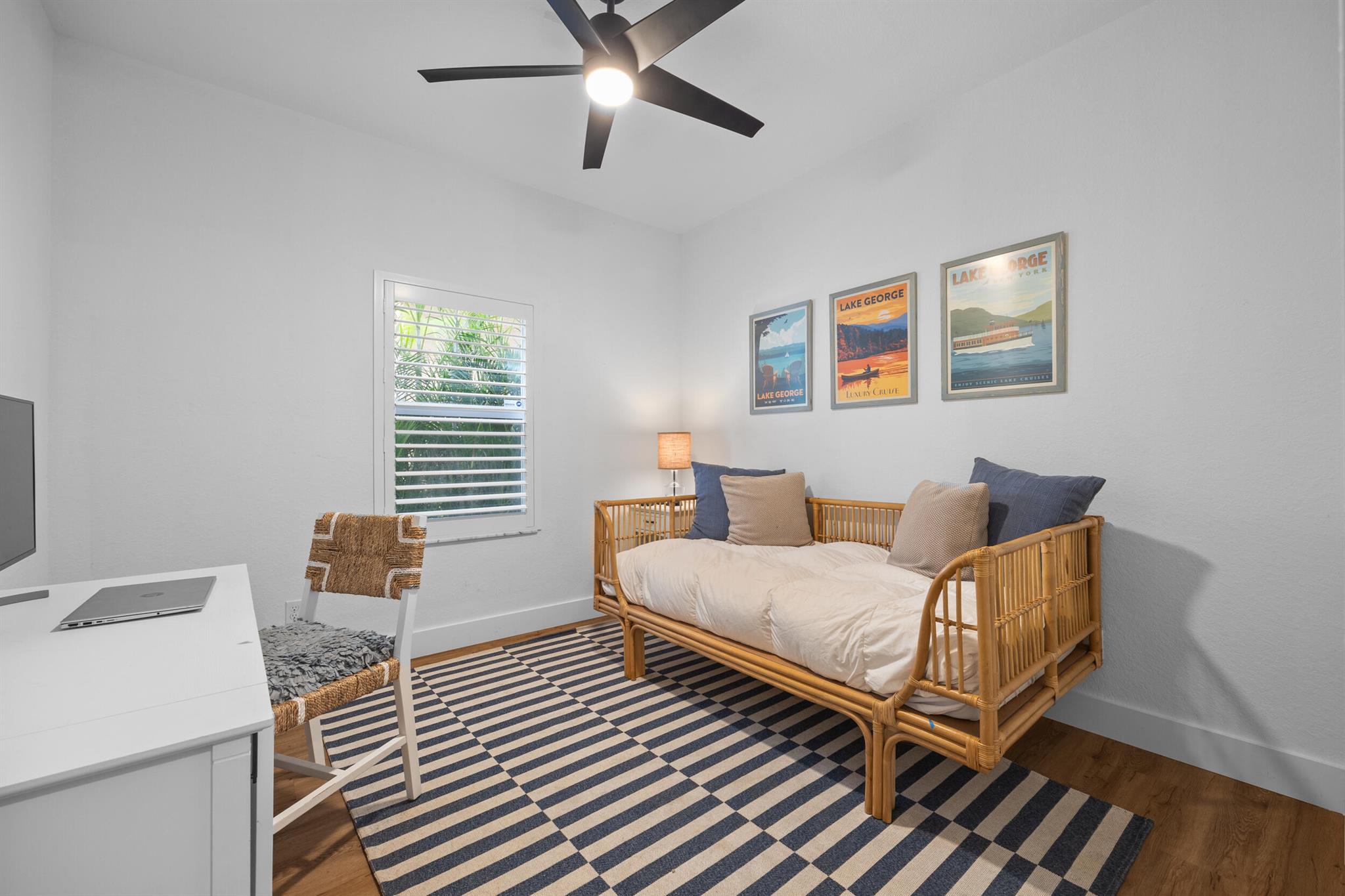 206 Umbrella Place