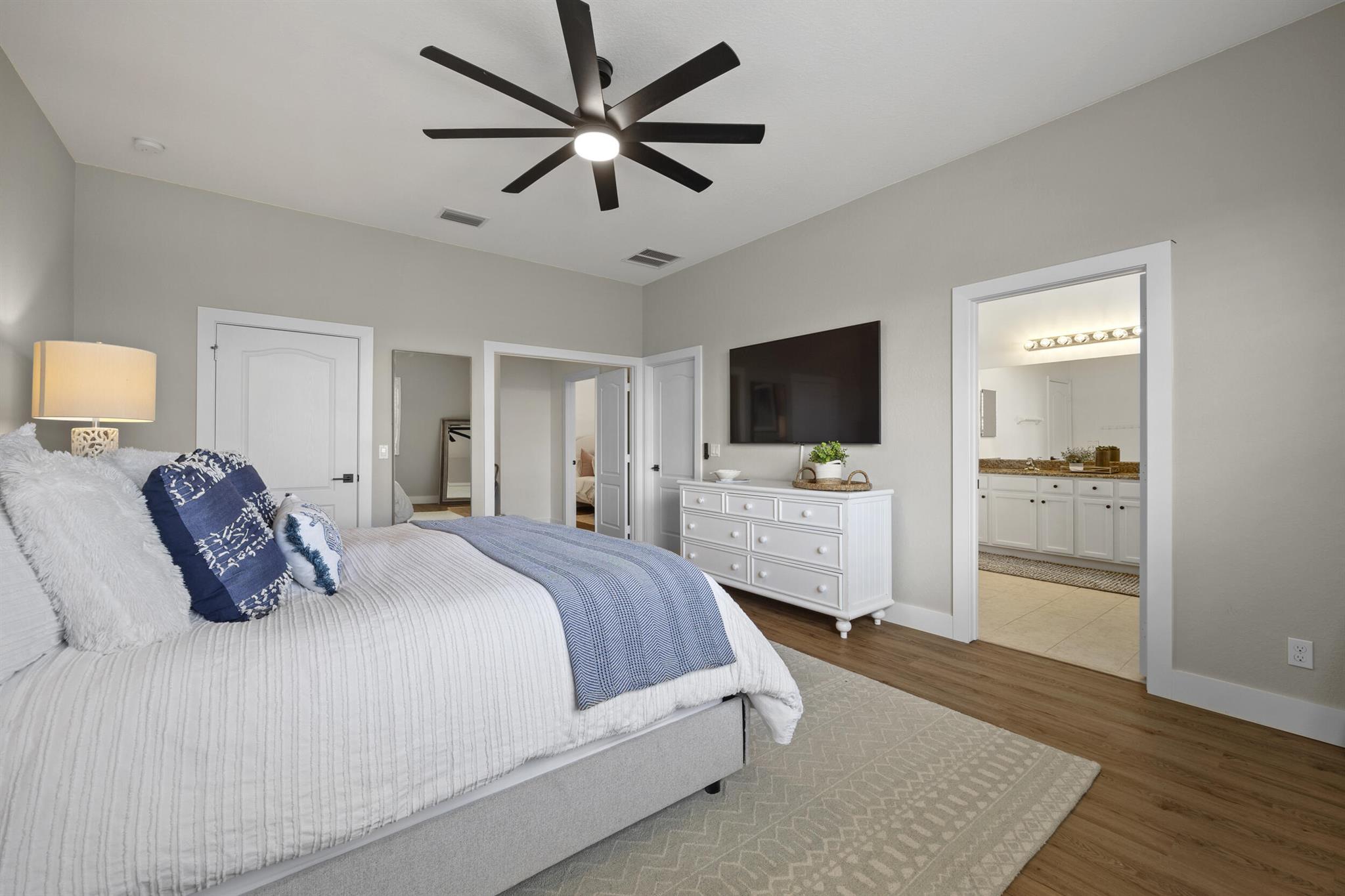 206 Umbrella Place