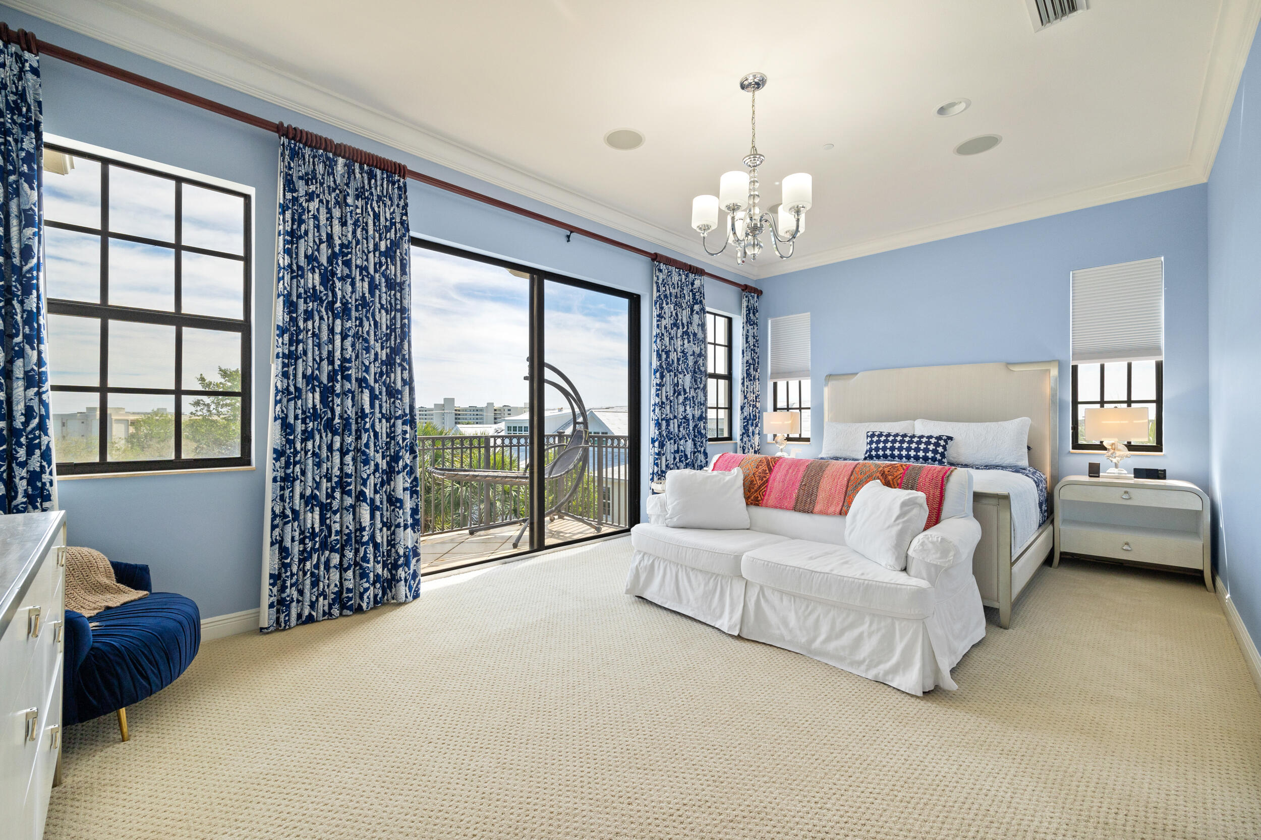 405 Del Sol Circle