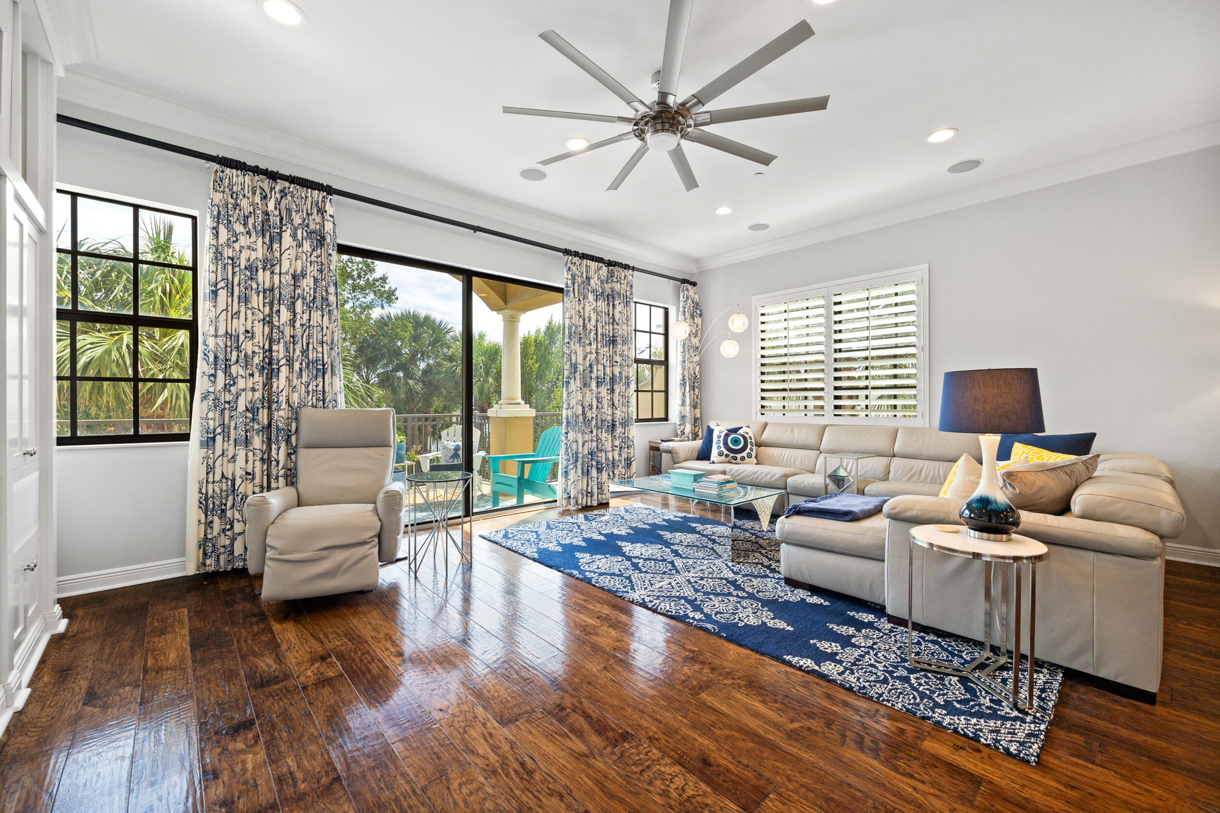 405 Del Sol Circle