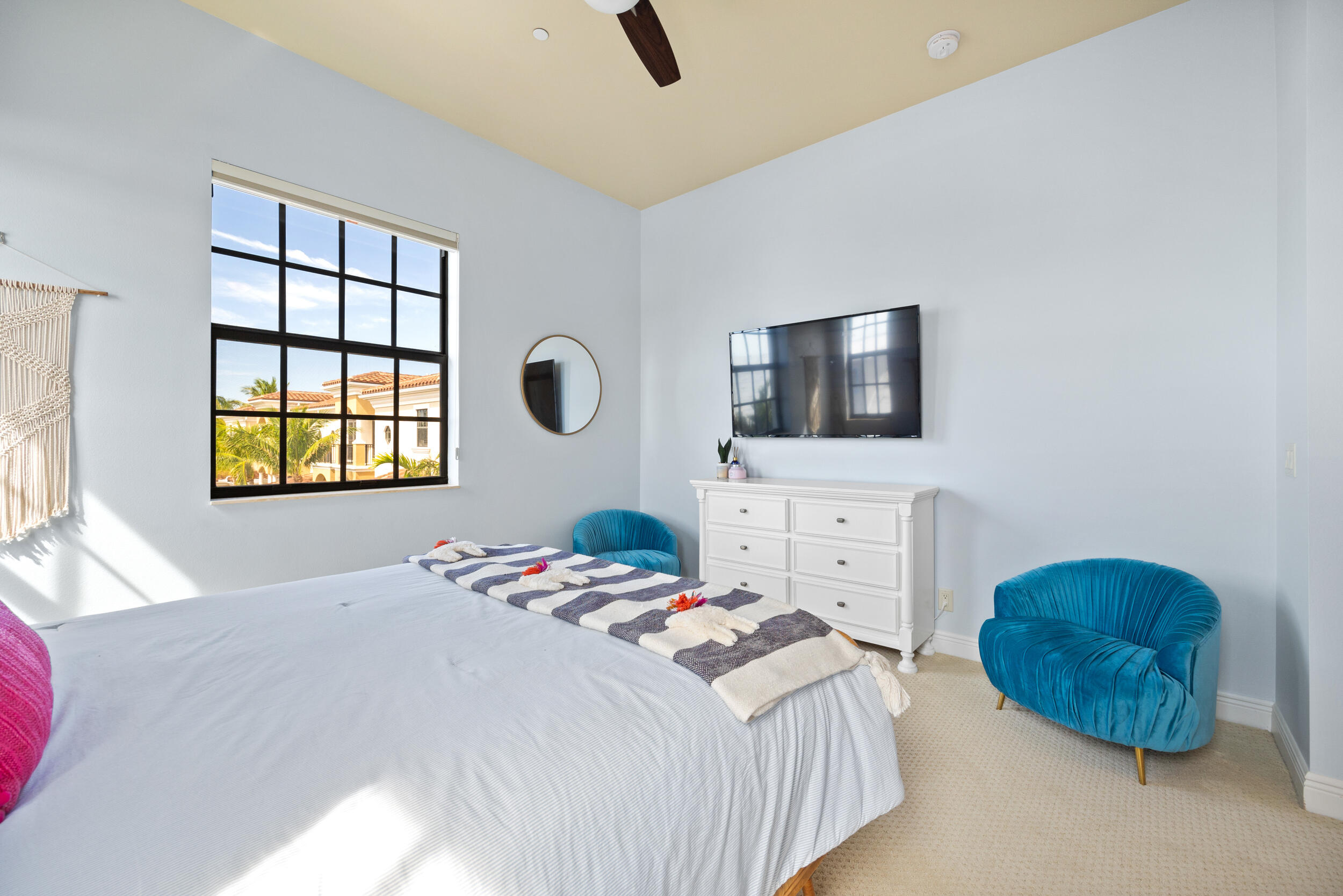 405 Del Sol Circle