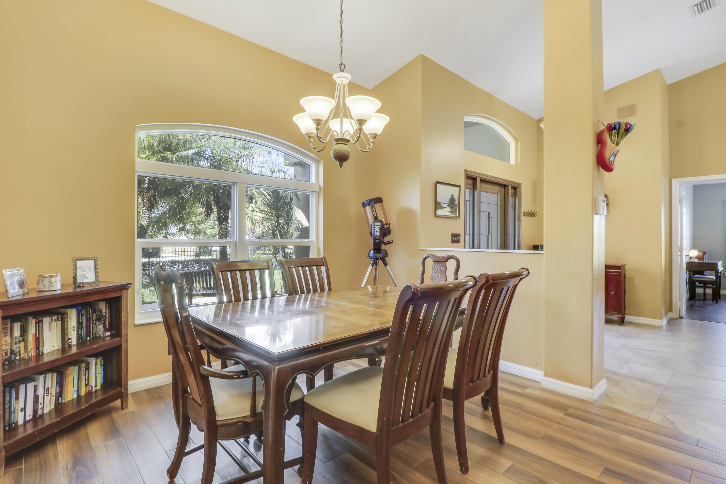 7436 SE Craig Street