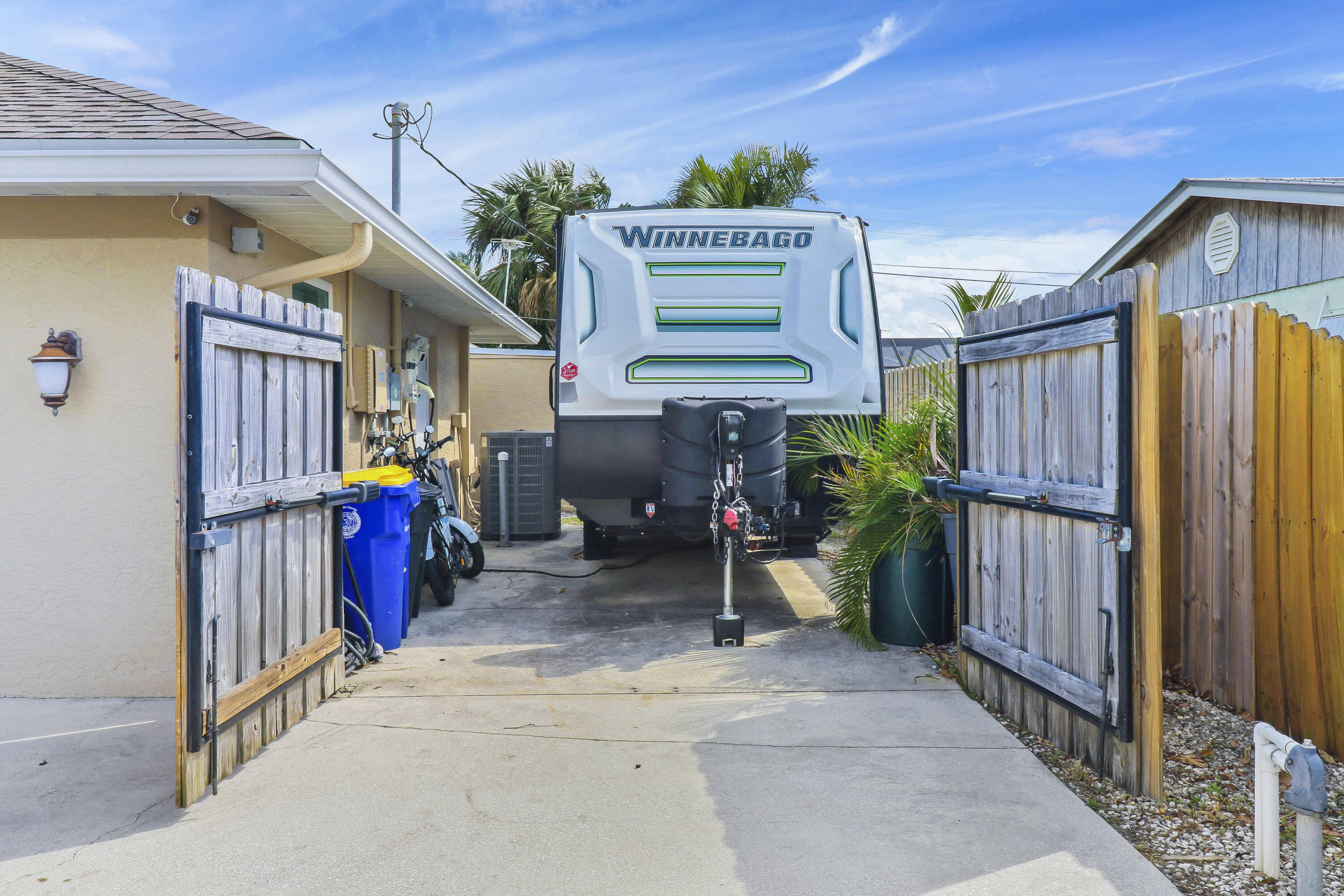 7436 SE Craig Street