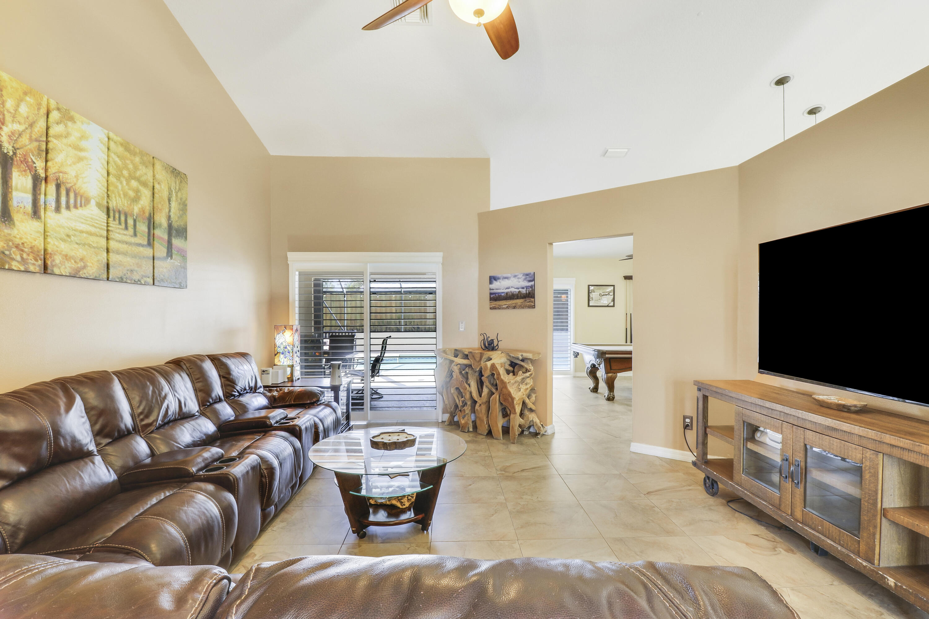 7436 SE Craig Street