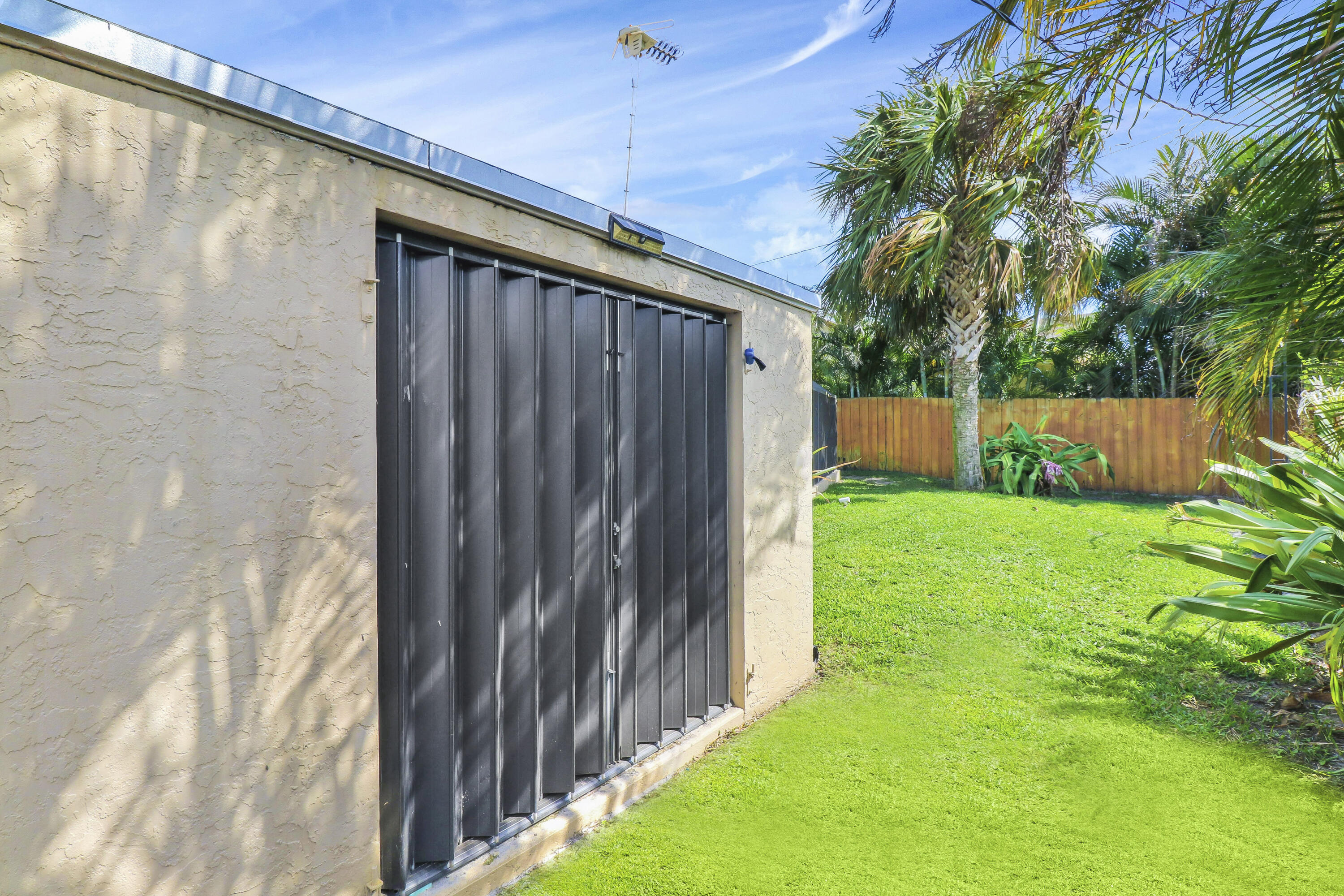 7436 SE Craig Street