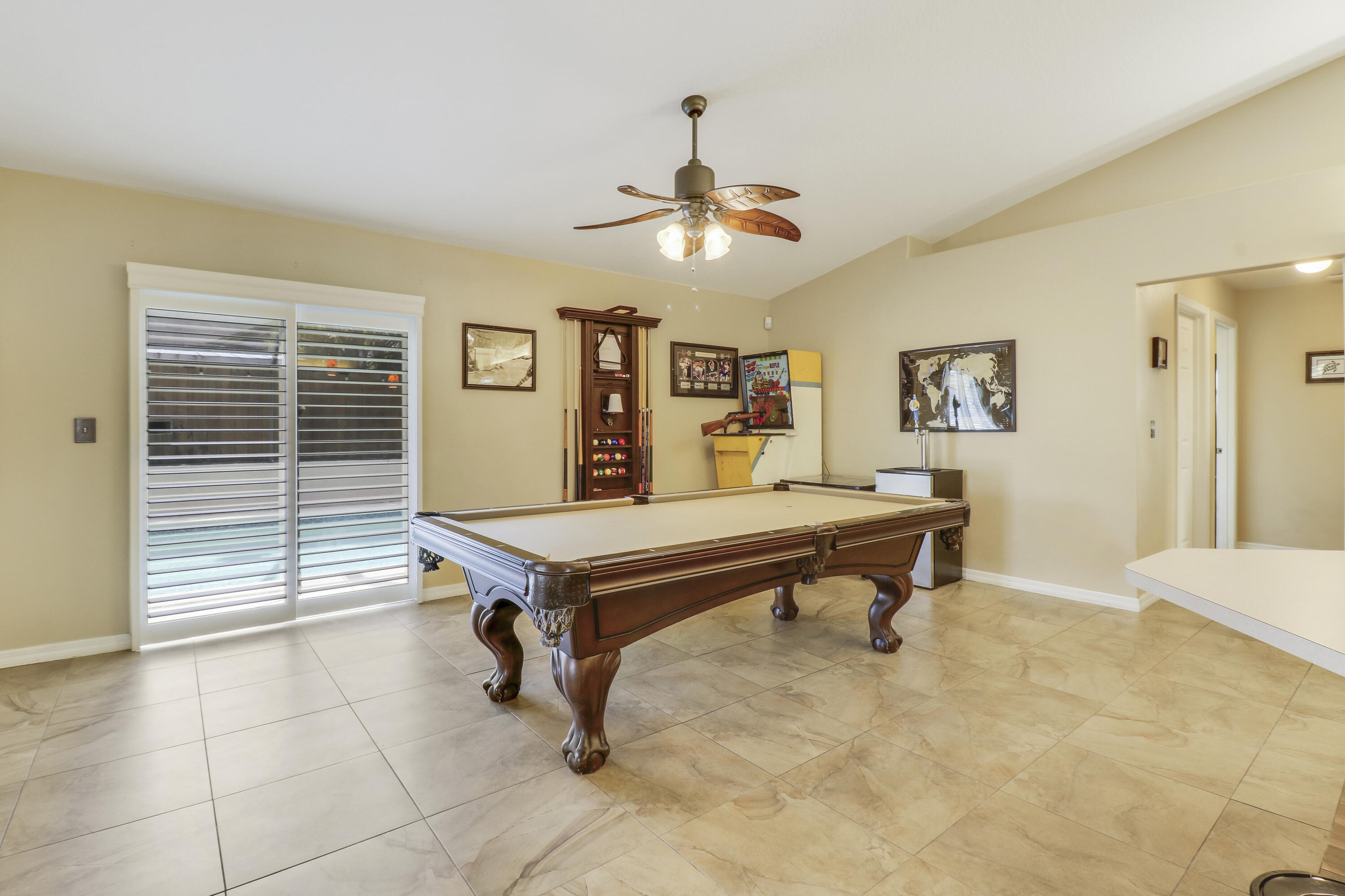 7436 SE Craig Street