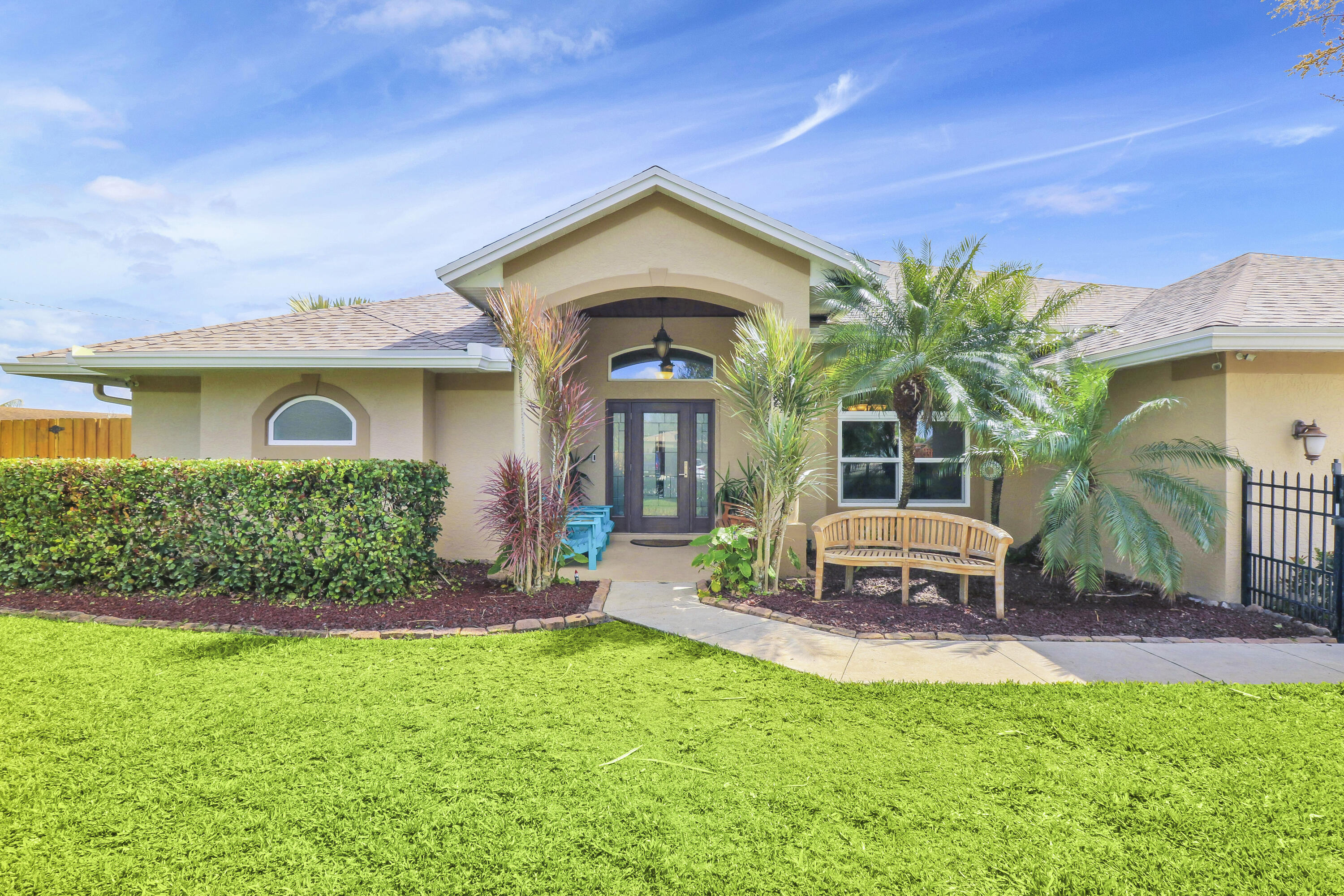 7436 SE Craig Street