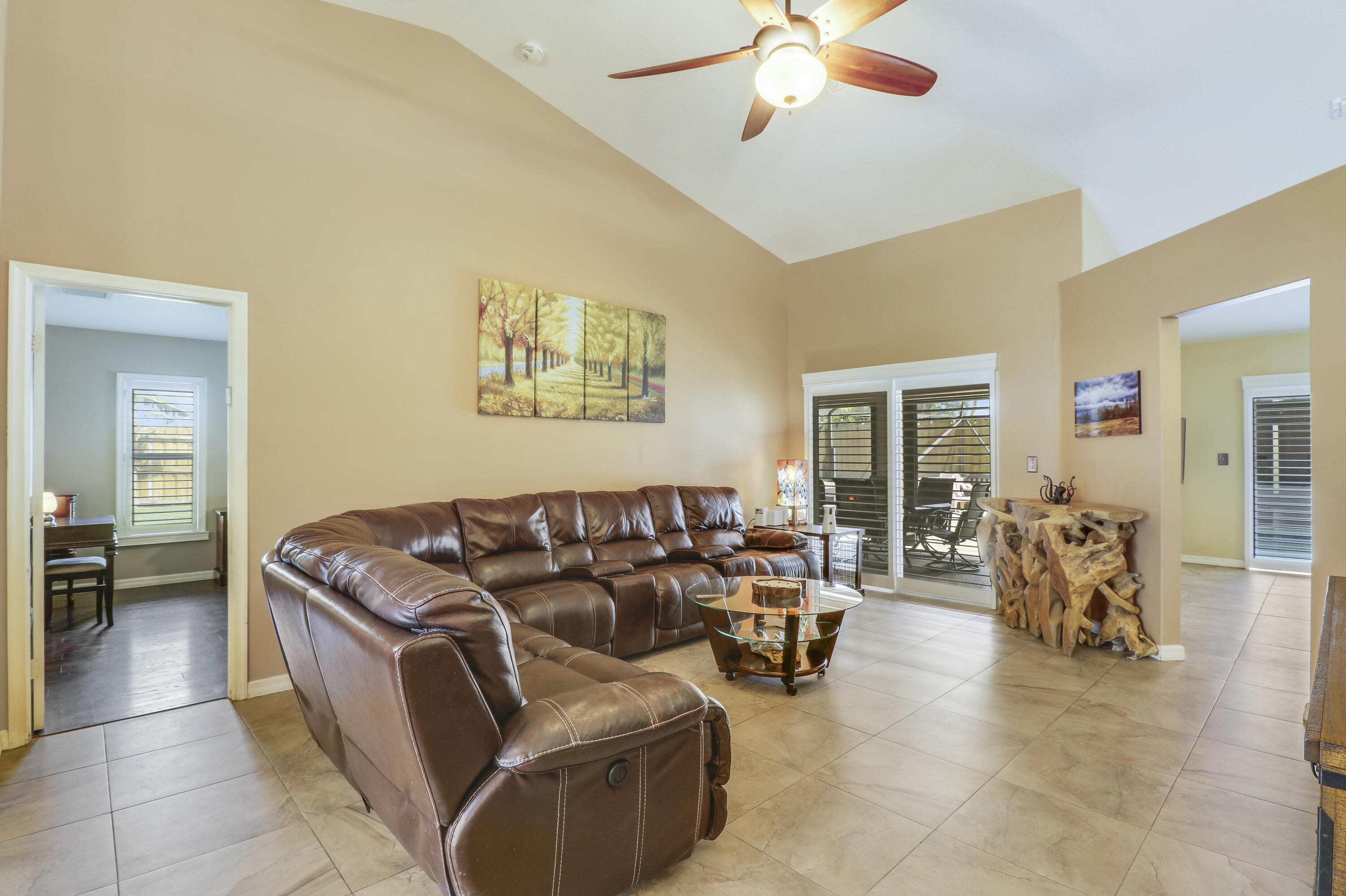 7436 SE Craig Street