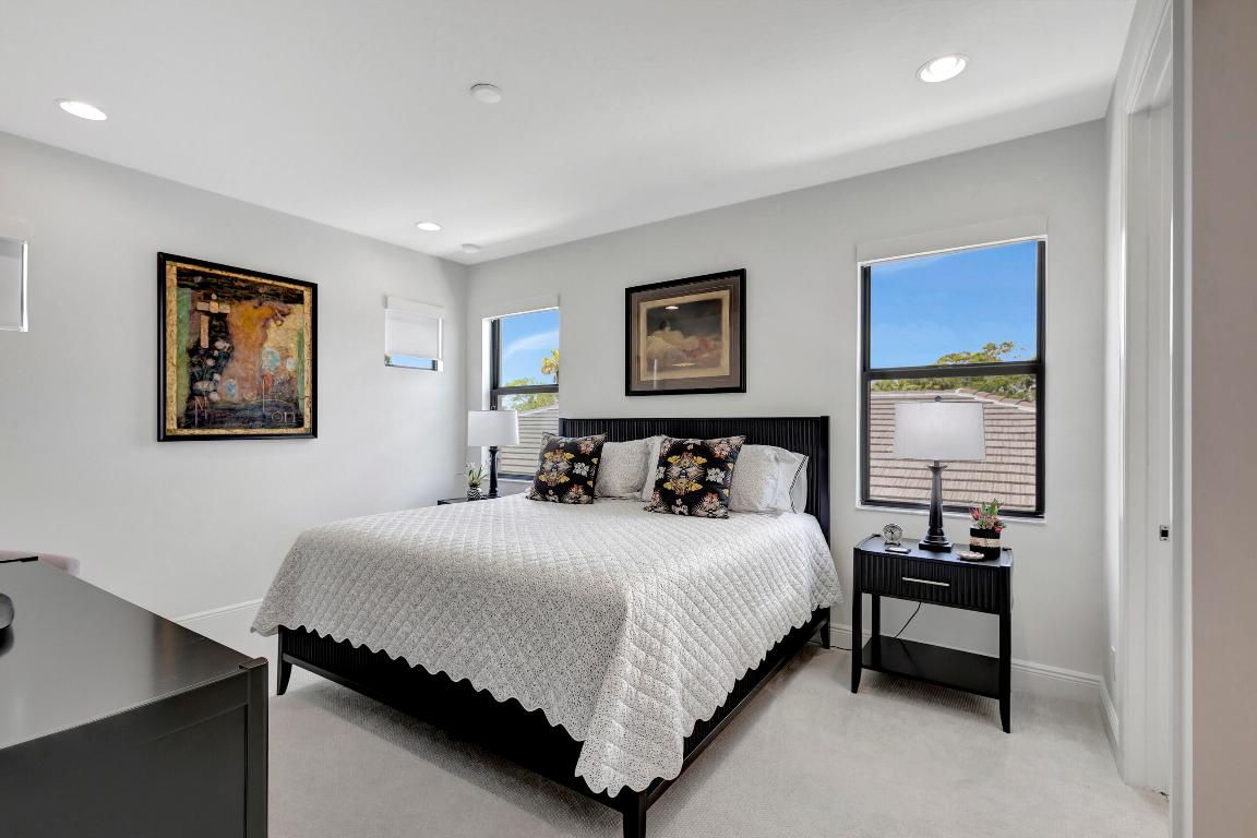 13602 Artisan Circle