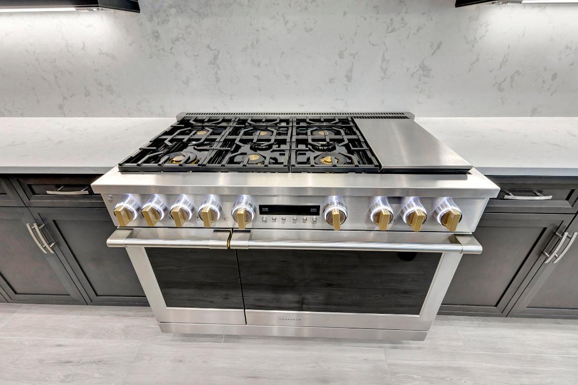 13602 Artisan Circle