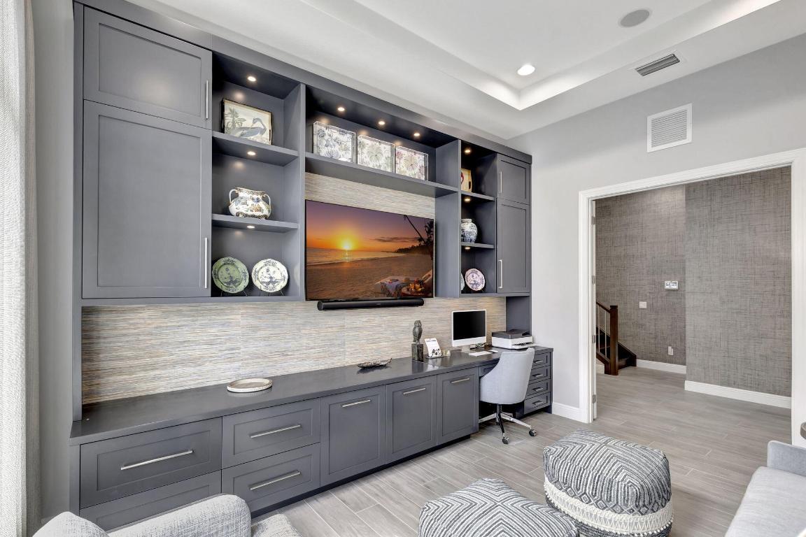 13602 Artisan Circle