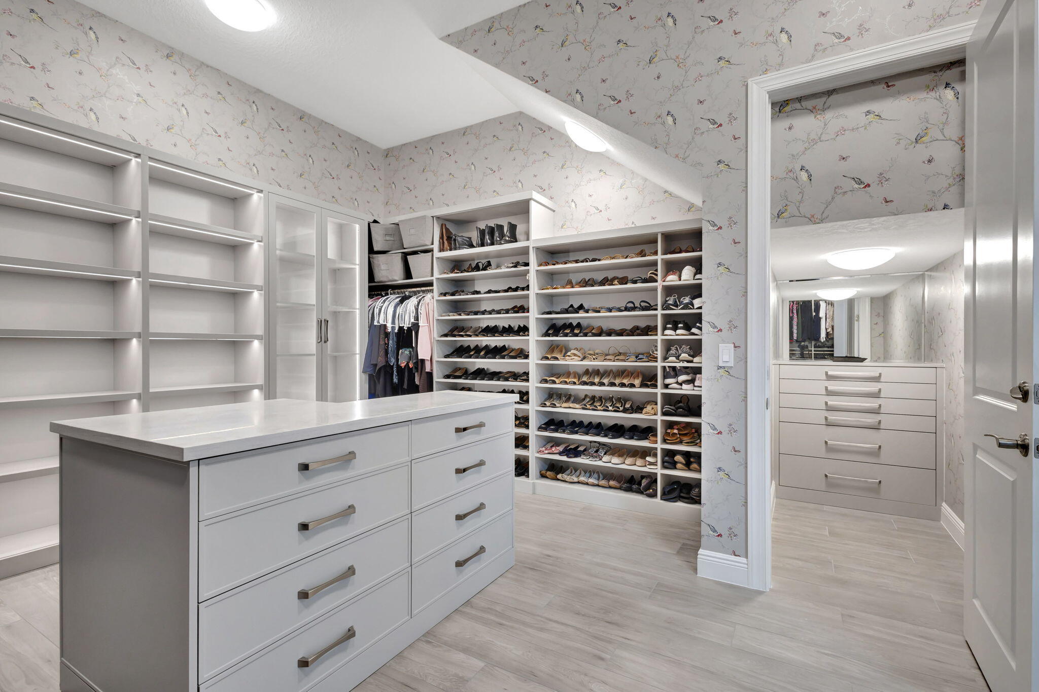 13602 Artisan Circle