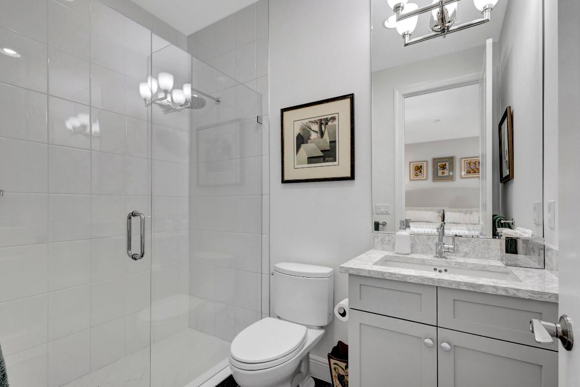 13602 Artisan Circle