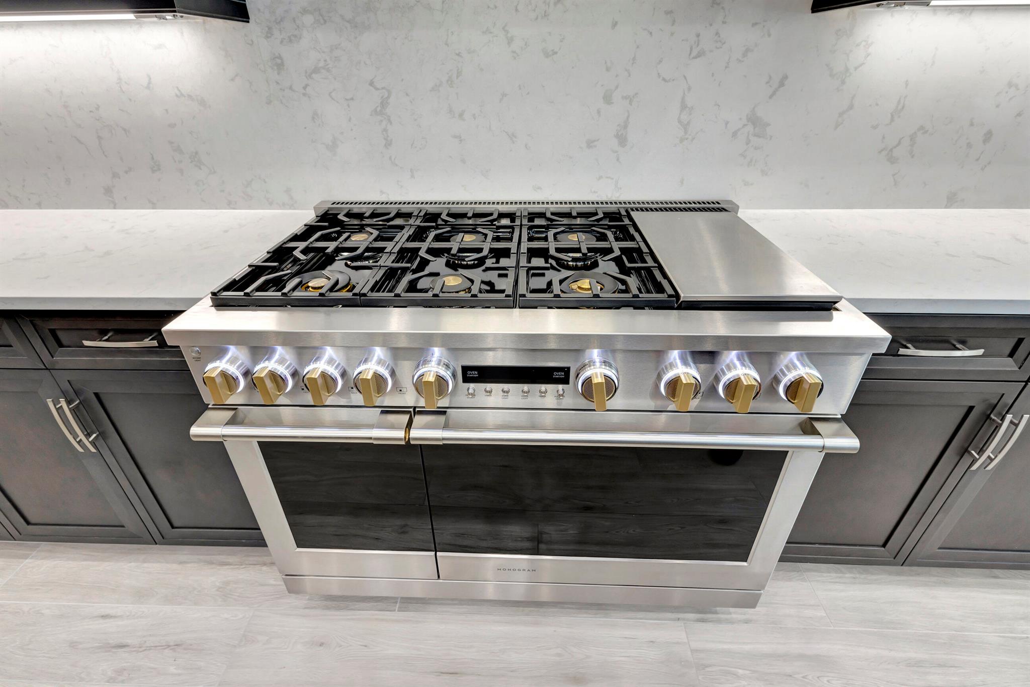 13602 Artisan Circle