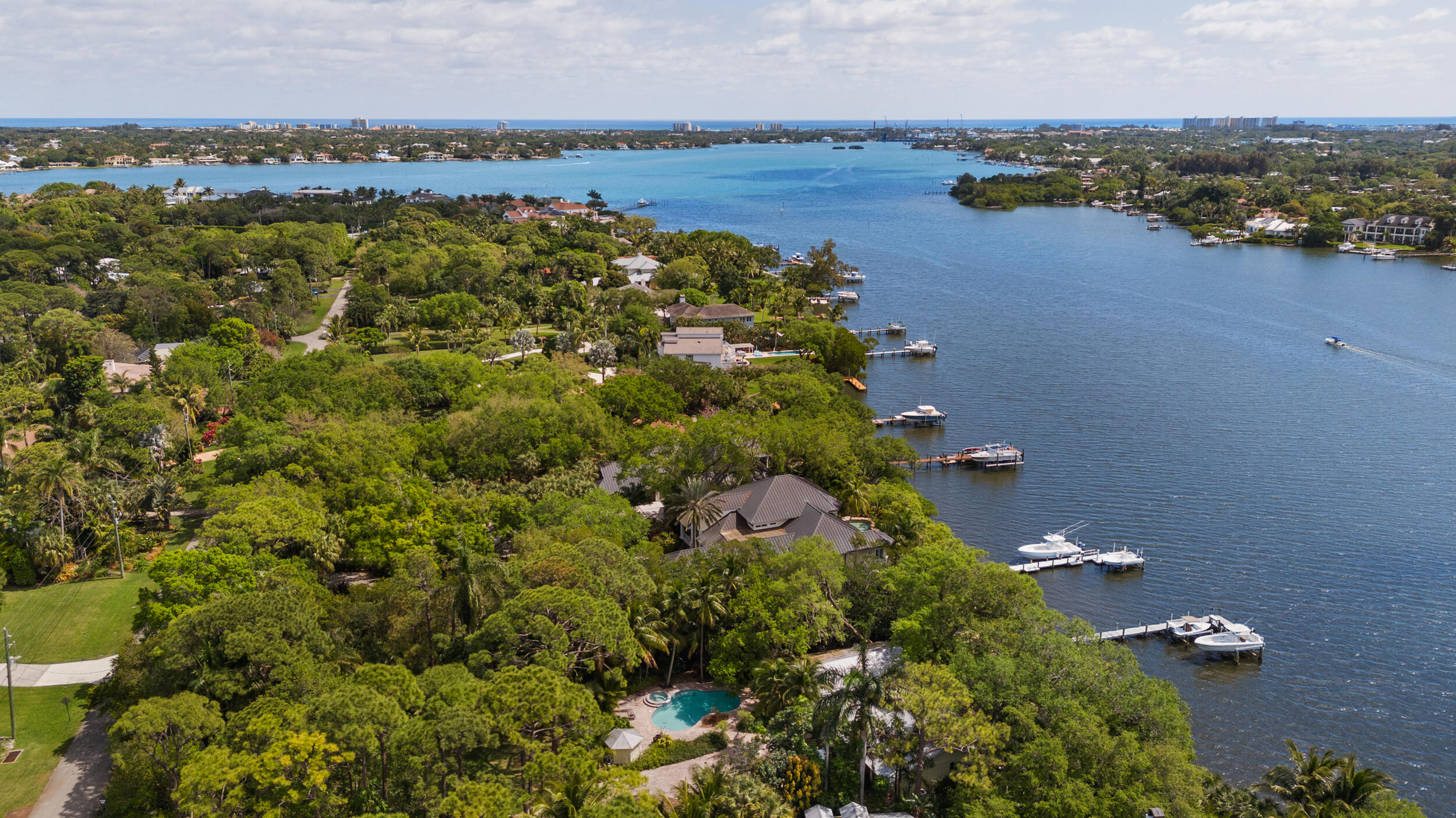 5524 Pennock Point Road