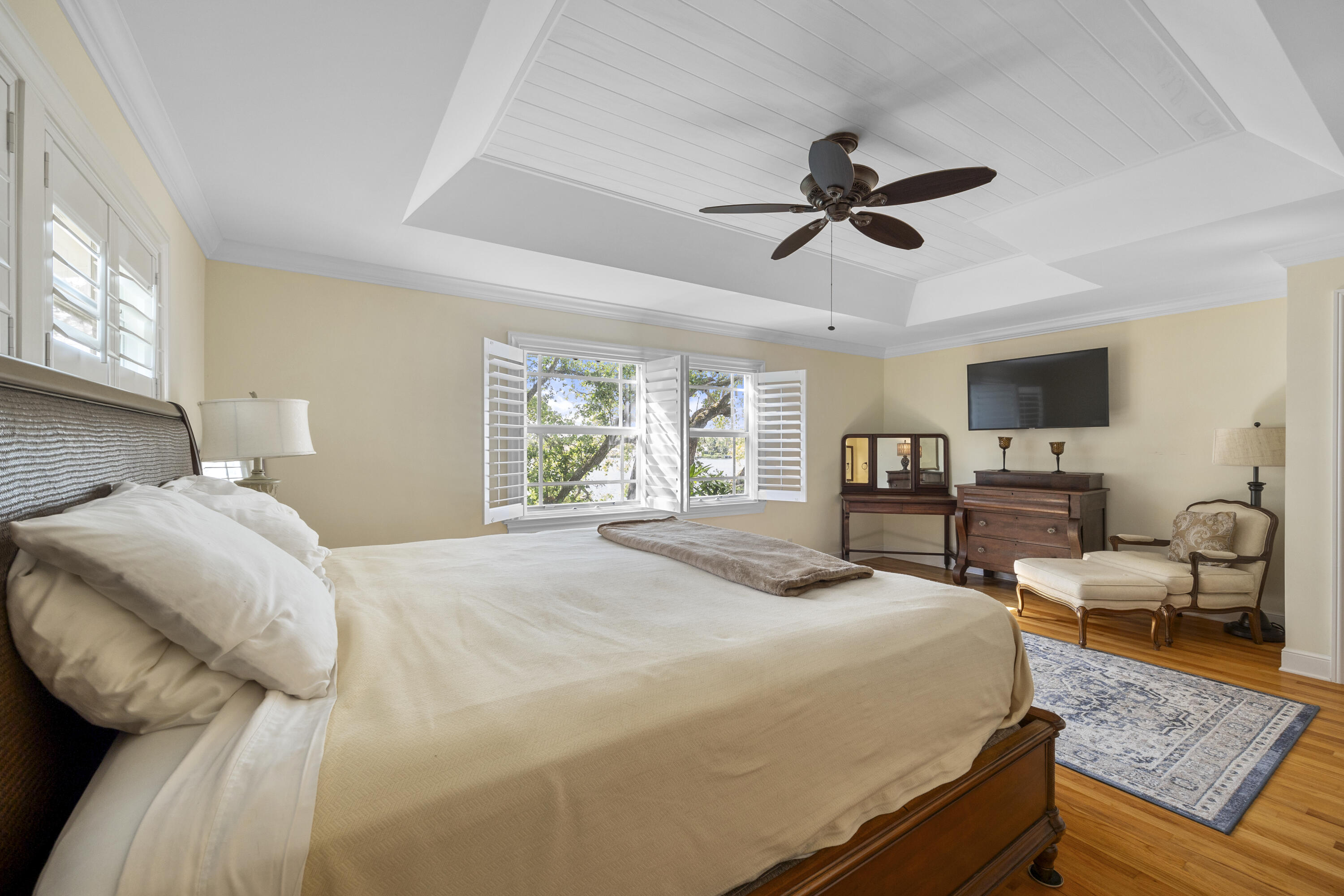 5524 Pennock Point Road