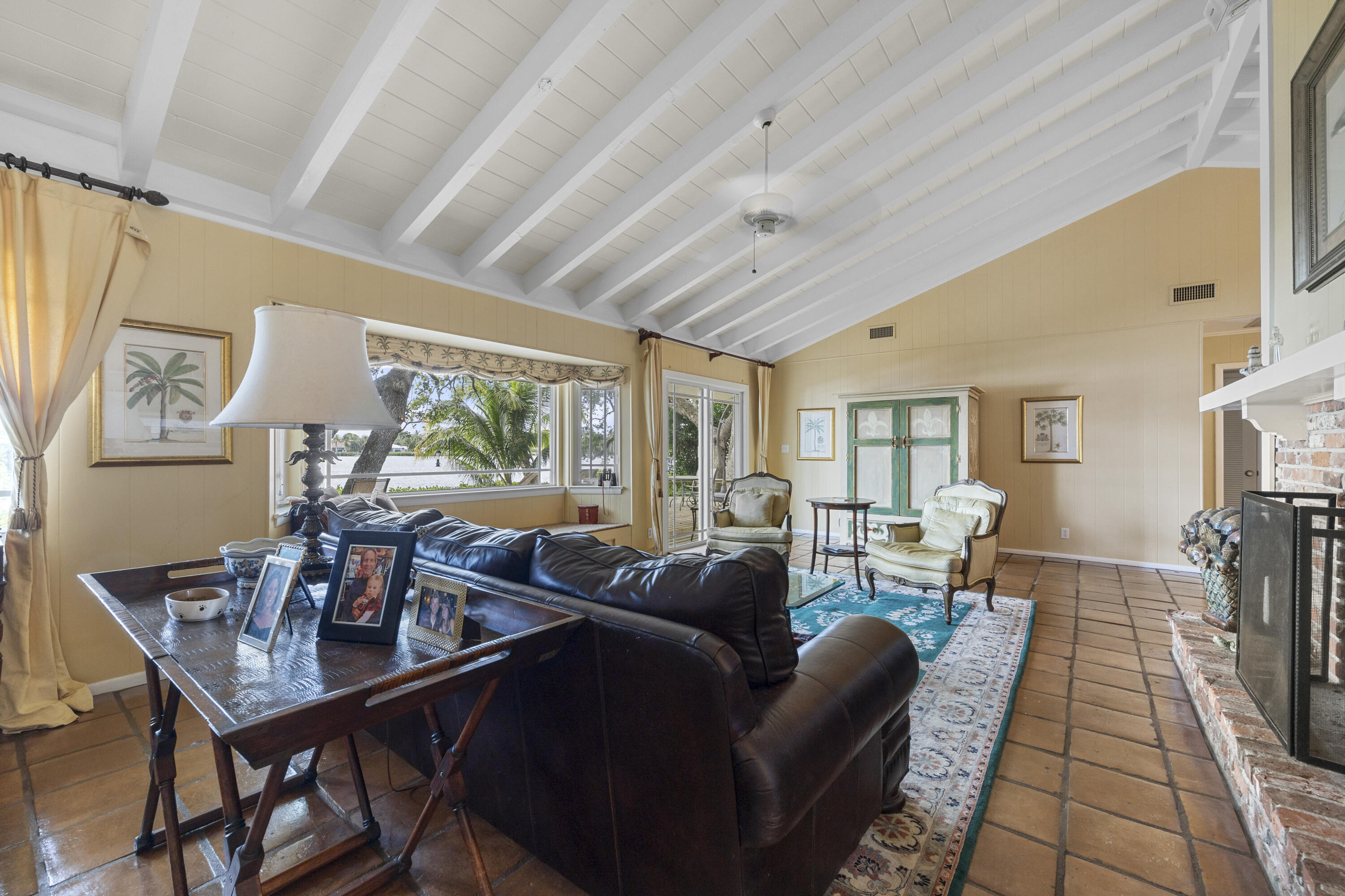 5524 Pennock Point Road