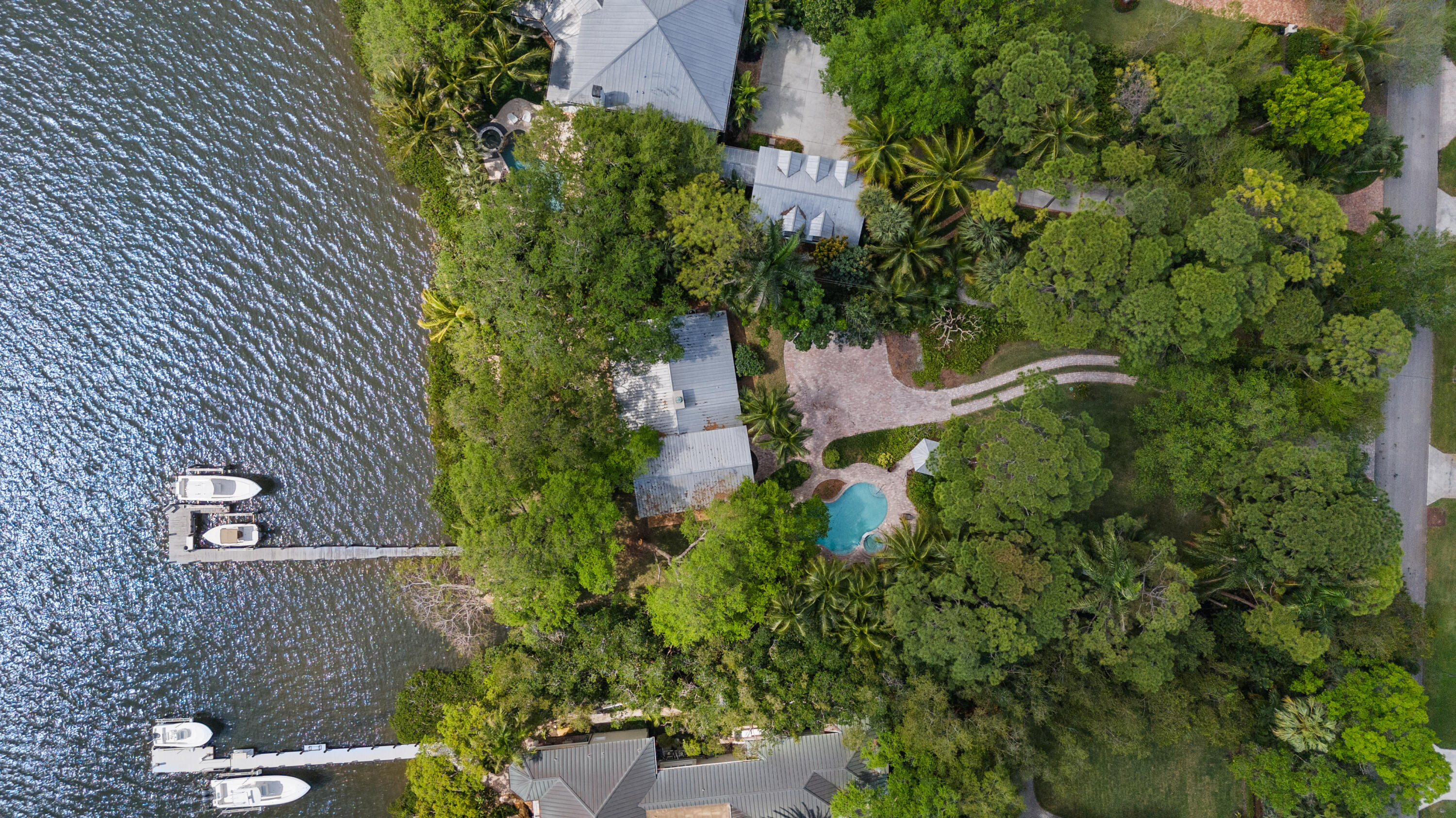 5524 Pennock Point Road