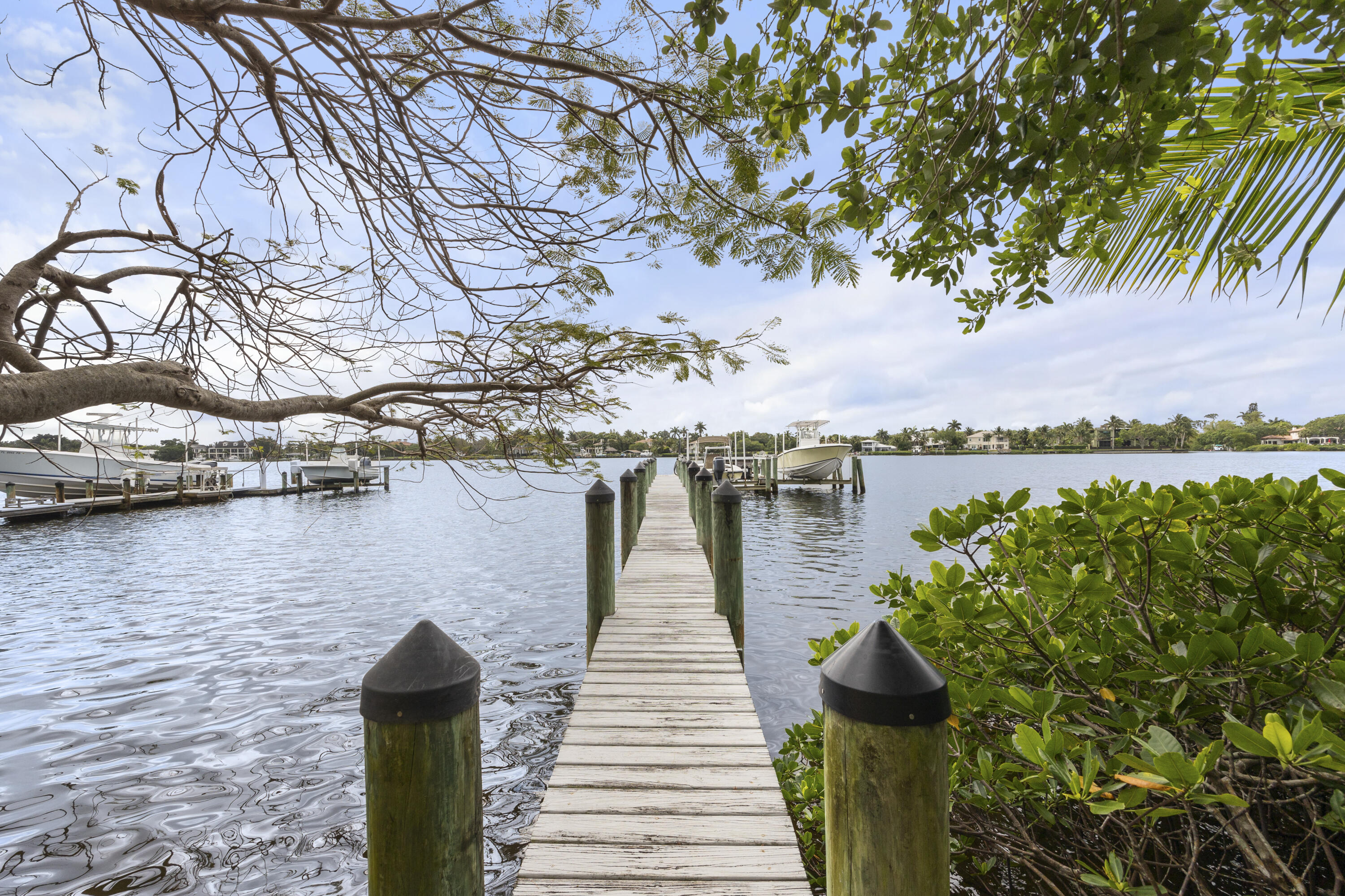 5524 Pennock Point Road