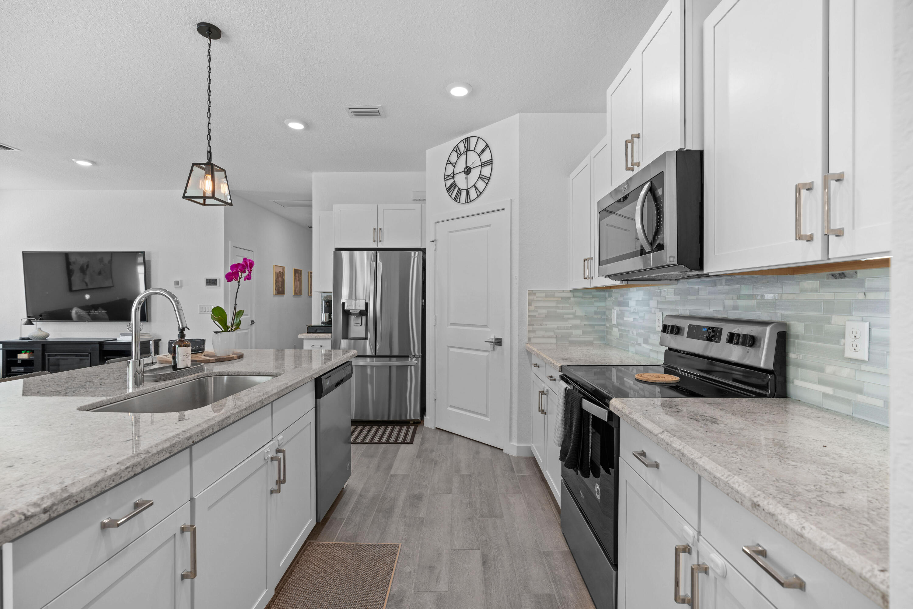 2355 SW Strawberry Terrace