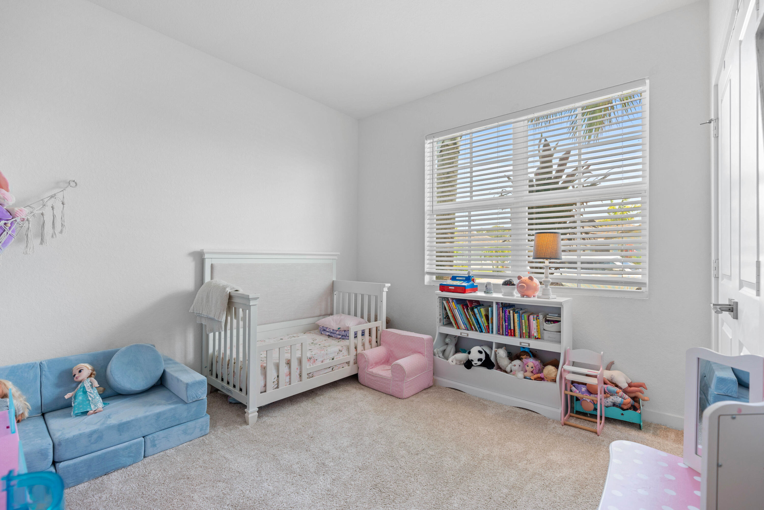 2355 SW Strawberry Terrace